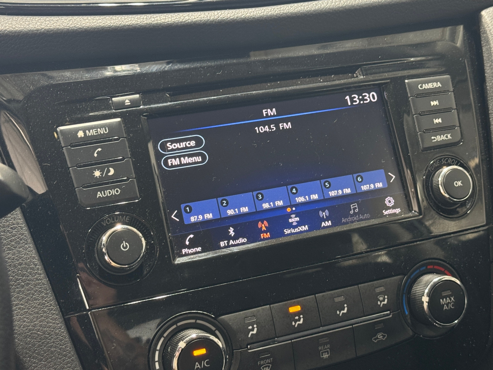 Thumbnail: 2019 Nissan Rogue - 4