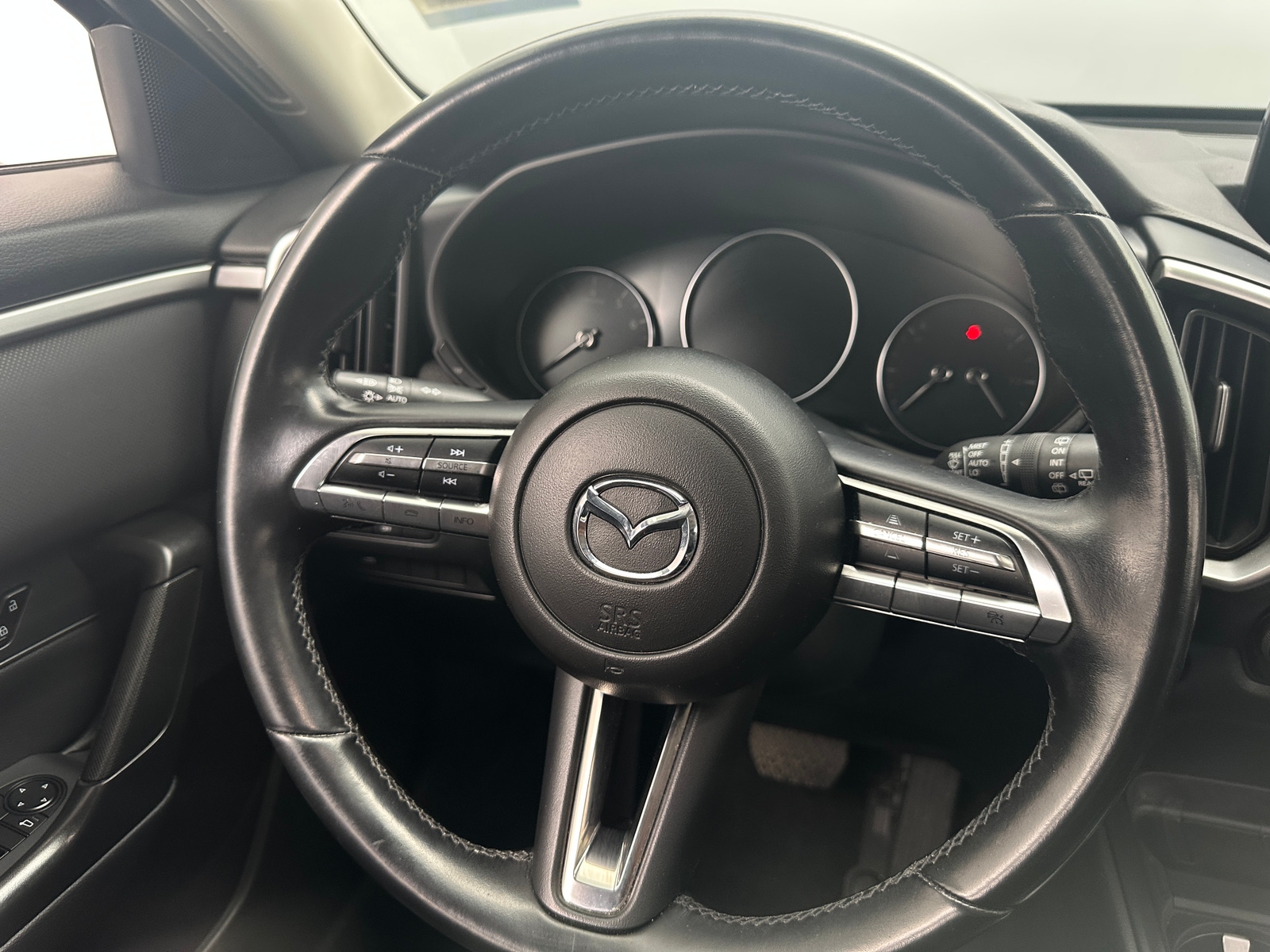 Thumbnail: 2023 Mazda CX-50 - 4