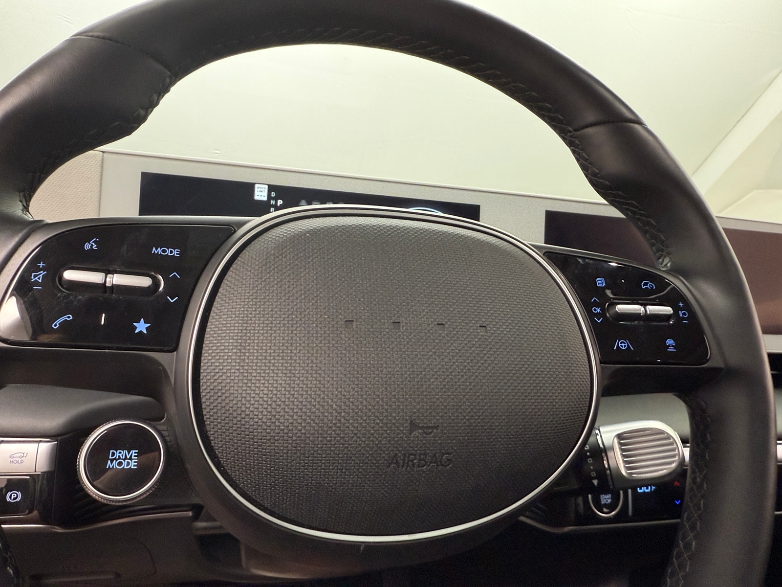 Thumbnail: 2024 Hyundai Ioniq 5 - 4
