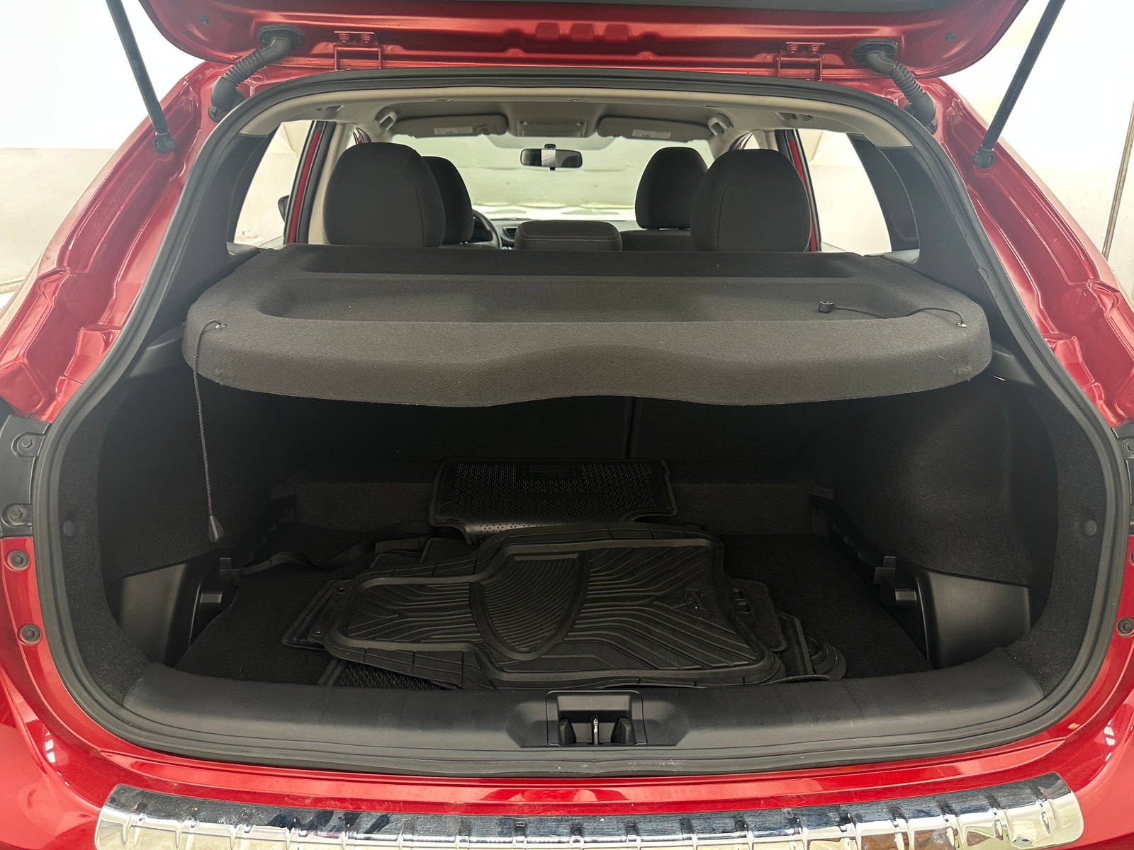 Thumbnail: 2018 Nissan Rogue Sport - 7