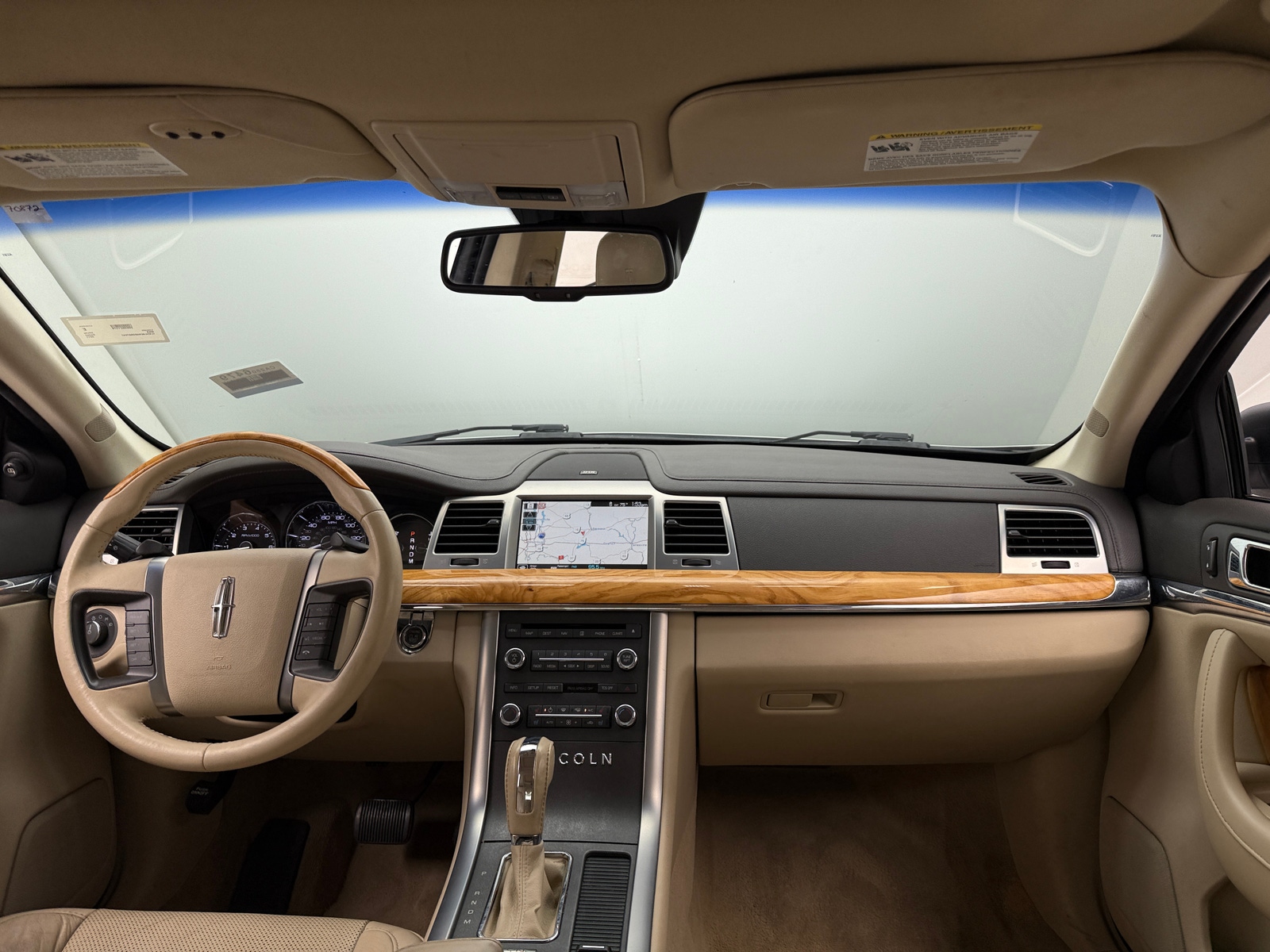 Thumbnail: 2011 Lincoln MKS - 2