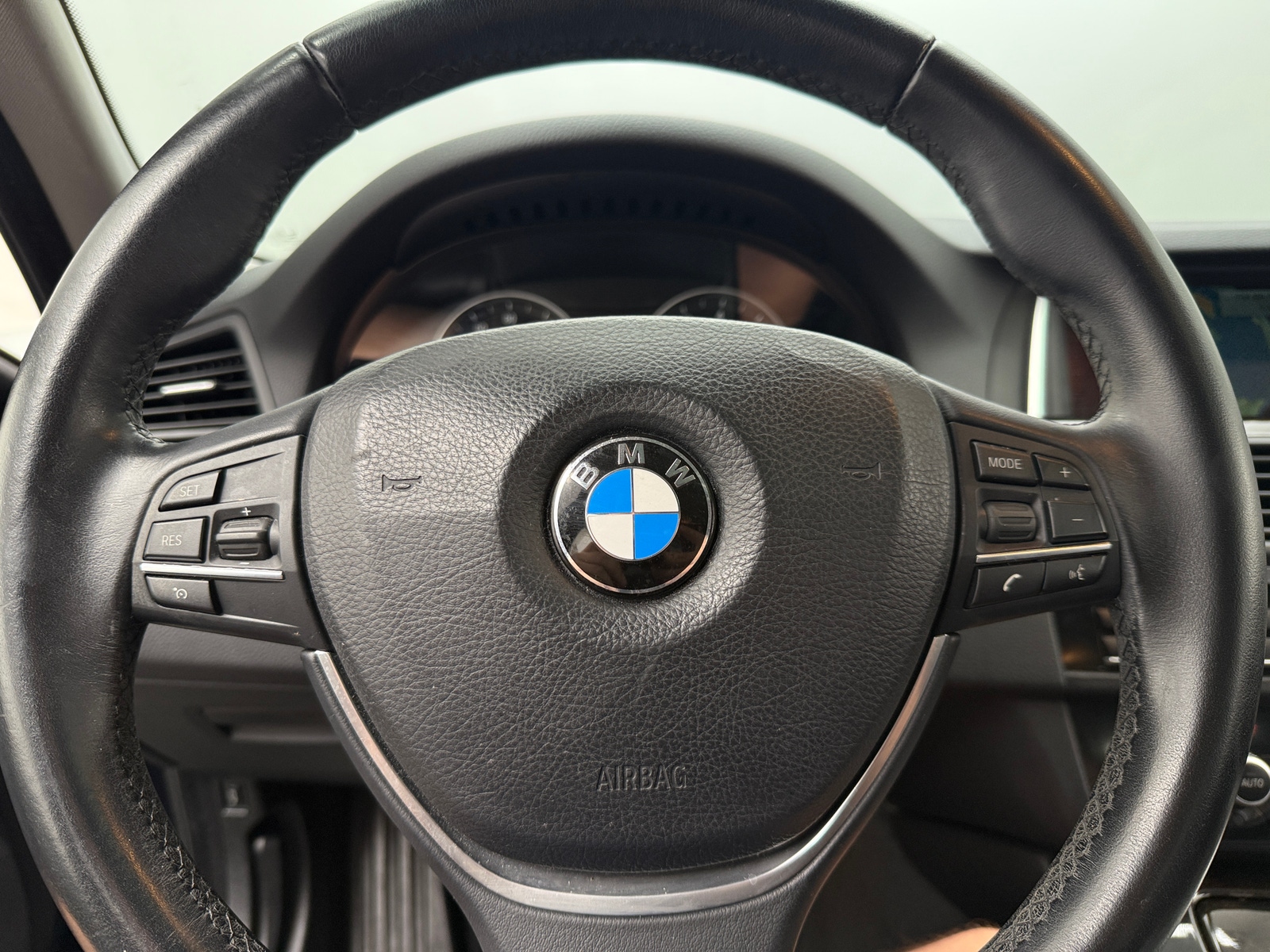 Thumbnail: 2015 BMW 5 Series - 4