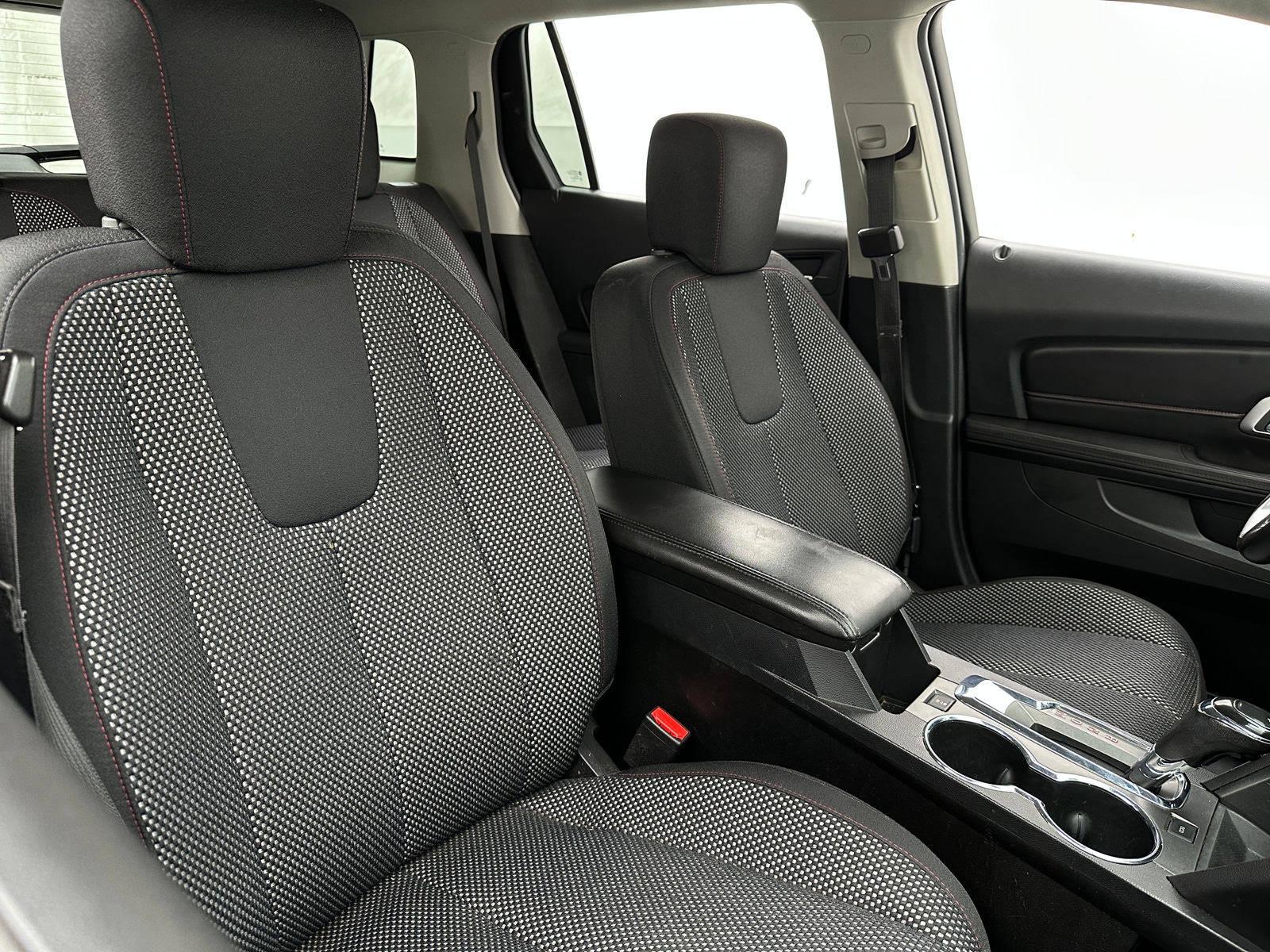 Thumbnail: 2017 GMC Terrain - 2