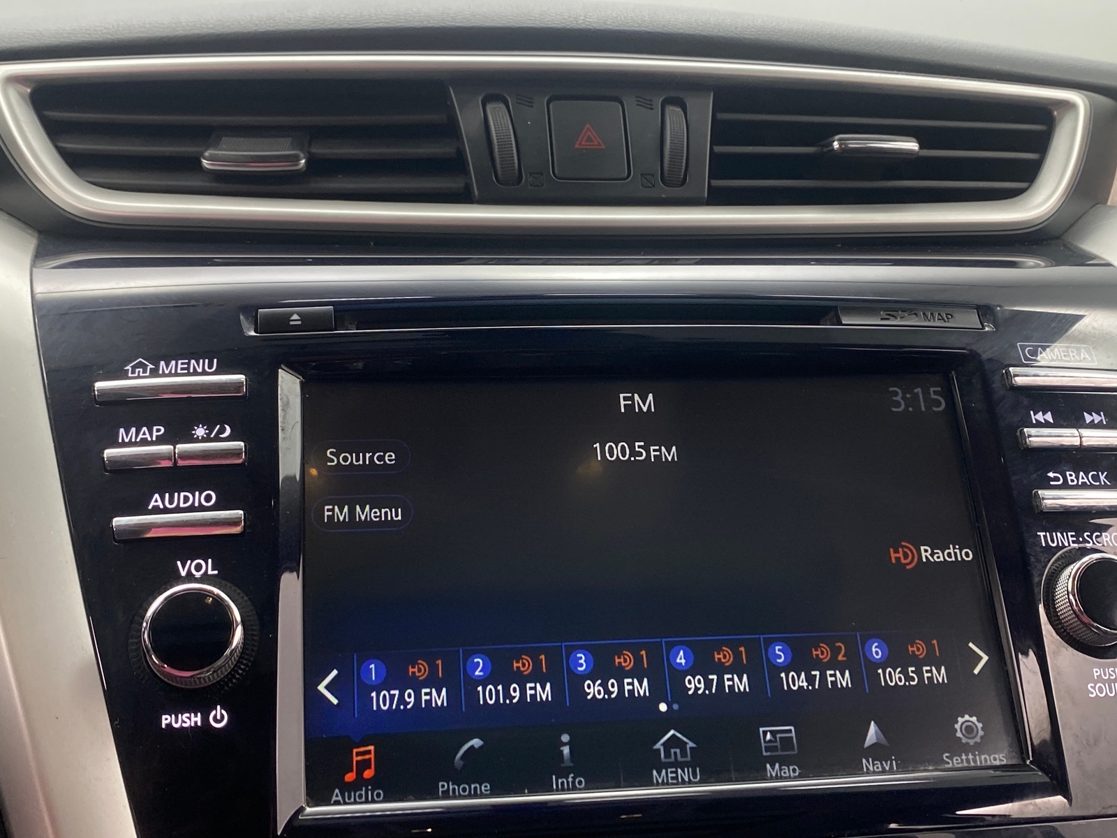 Thumbnail: 2017 Nissan Murano - 3