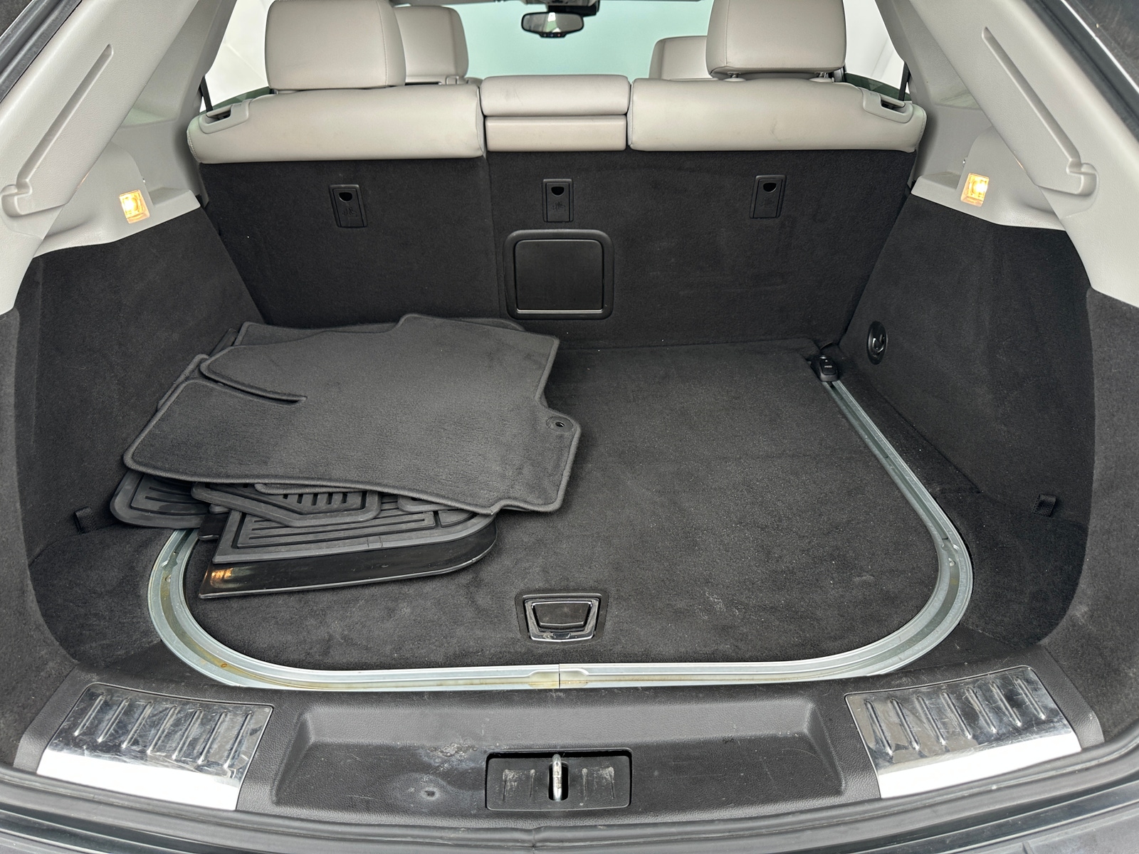 Thumbnail: 2014 Cadillac SRX - 6