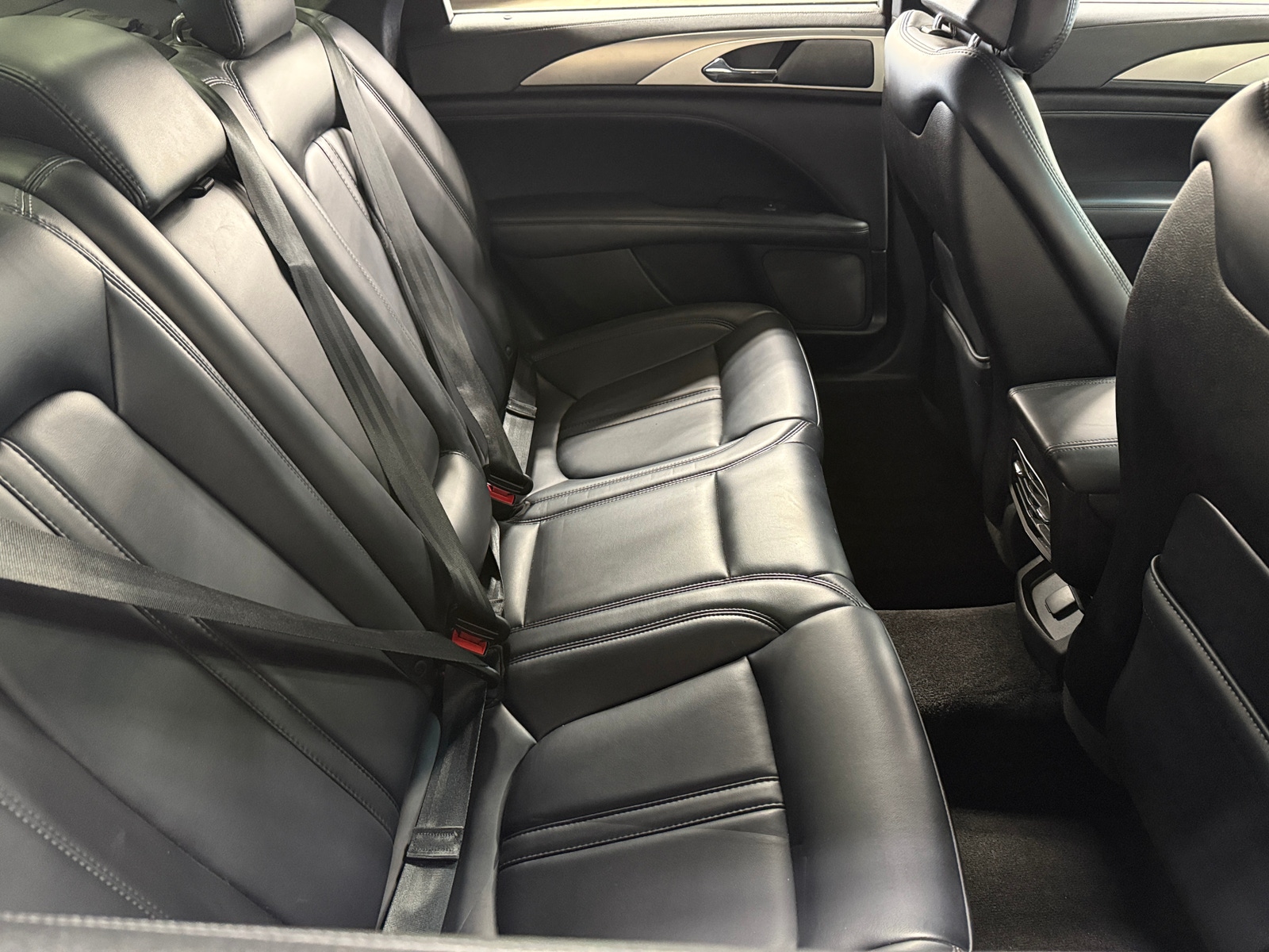 Thumbnail: 2017 Lincoln MKZ - 5