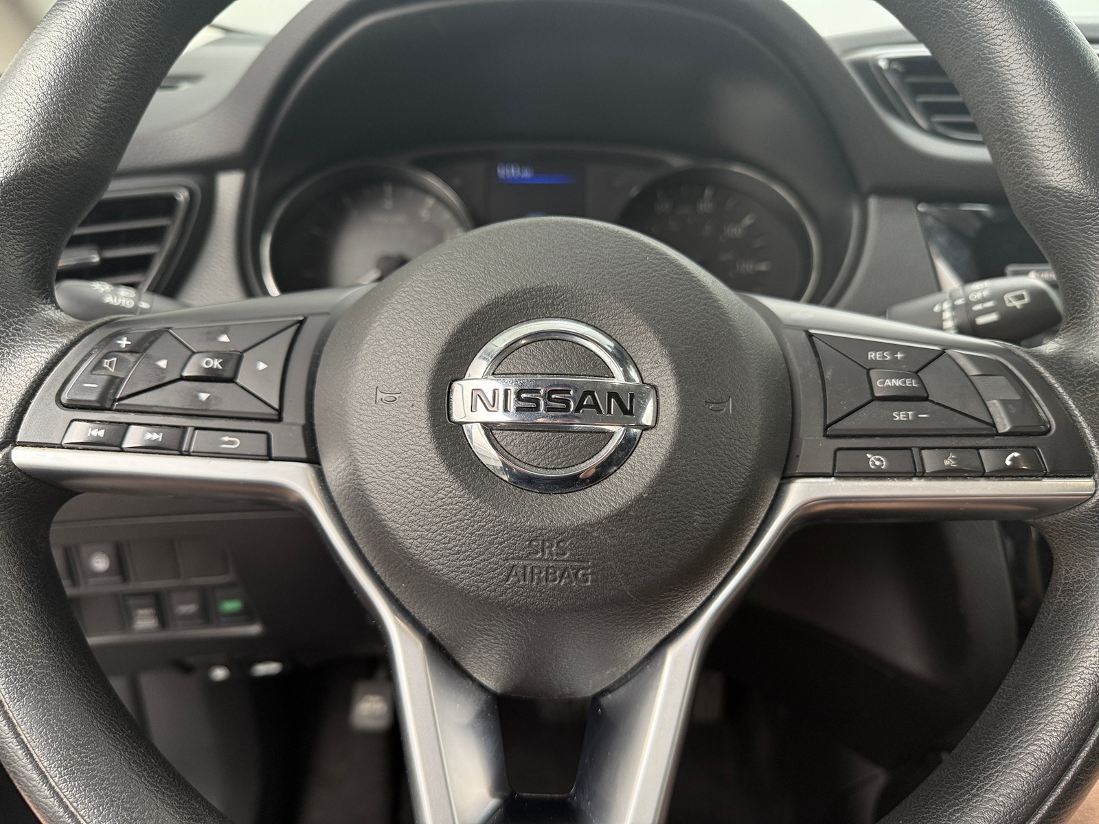 Thumbnail: 2020 Nissan Rogue Sport - 5