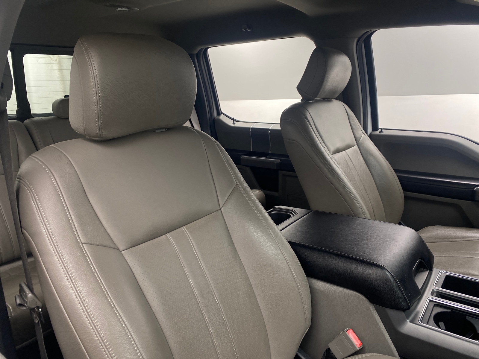 Thumbnail: 2019 Ford Econoline - 2