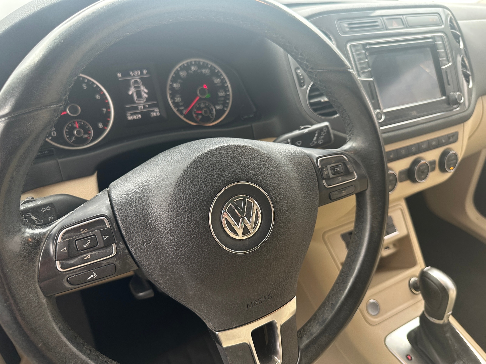 Thumbnail: 2016 Volkswagen Tiguan - 5