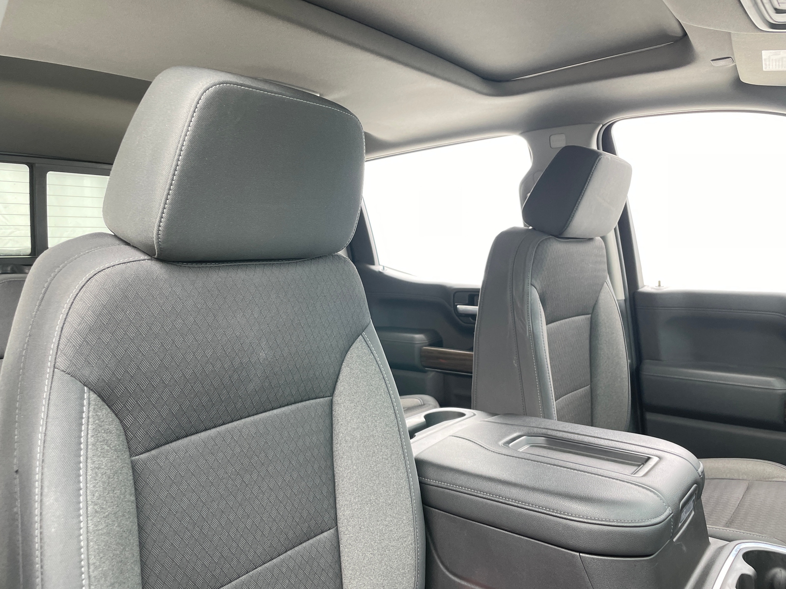 Thumbnail: 2020 Chevrolet Silverado 1500 - 2