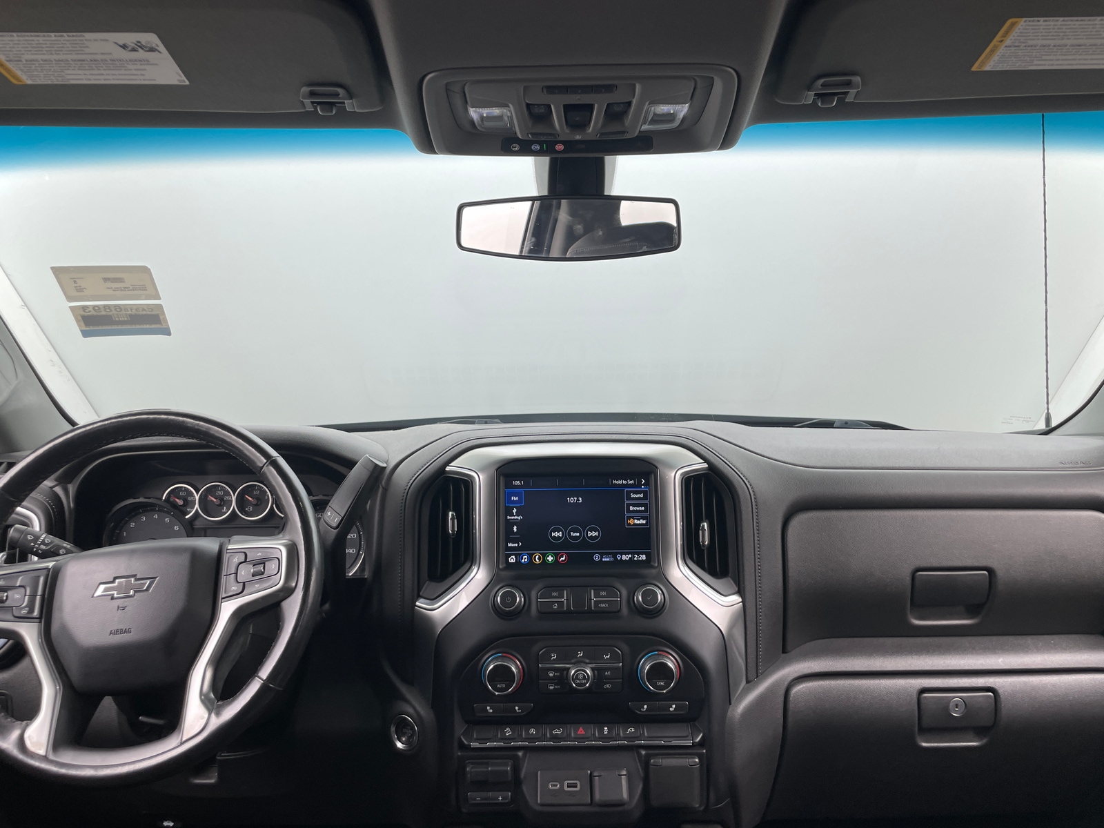 Thumbnail: 2020 Chevrolet Silverado 1500 - 3