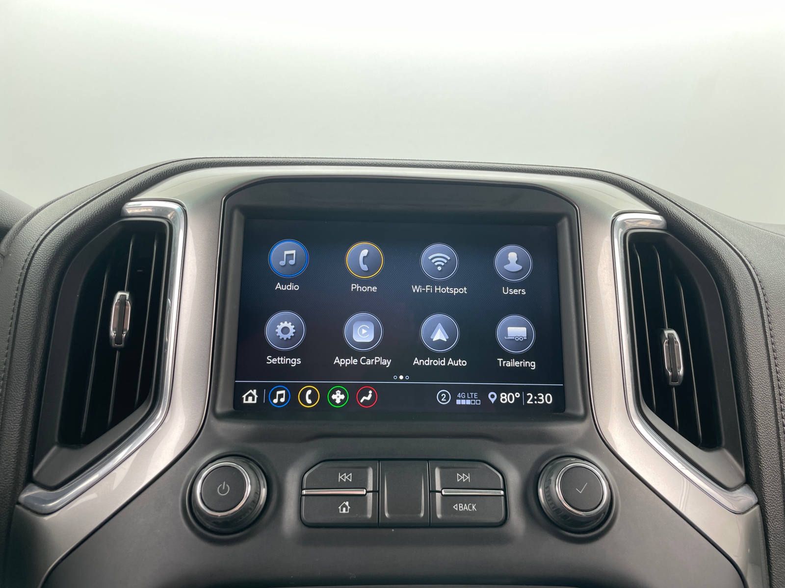 Thumbnail: 2020 Chevrolet Silverado 1500 - 4