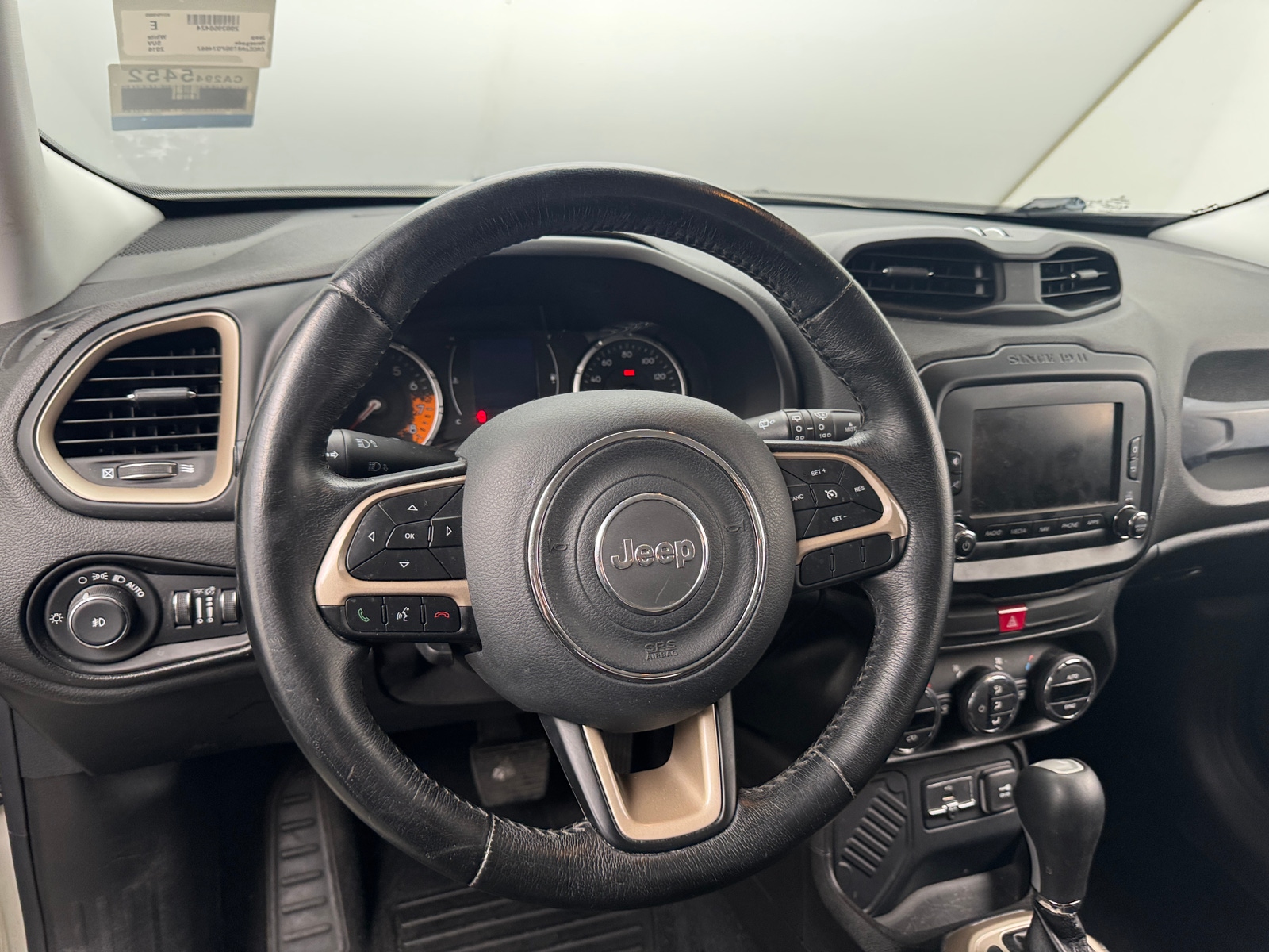 Thumbnail: 2016 Jeep Renegade - 5