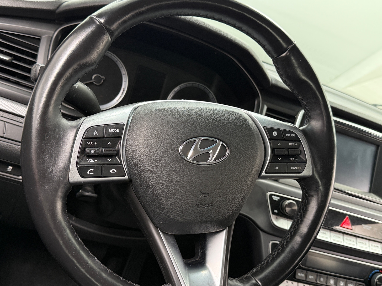 Thumbnail: 2018 Hyundai Sonata - 5