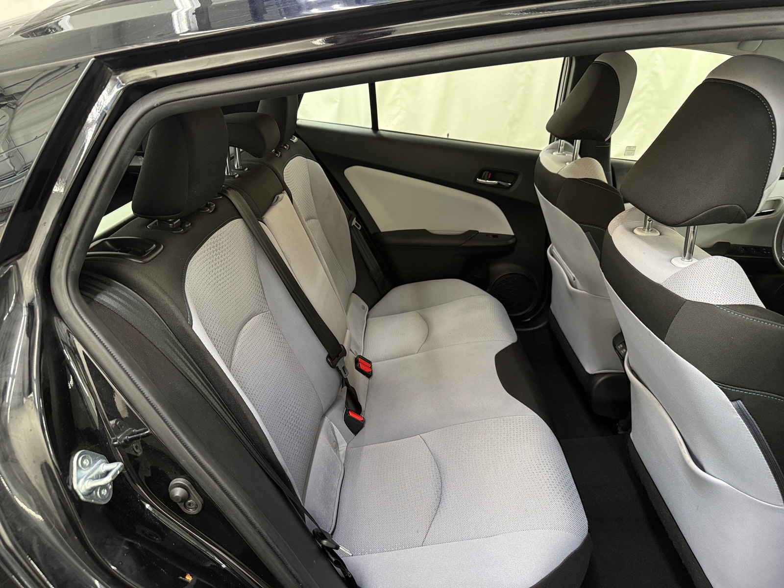 Thumbnail: 2019 Toyota Prius - 6