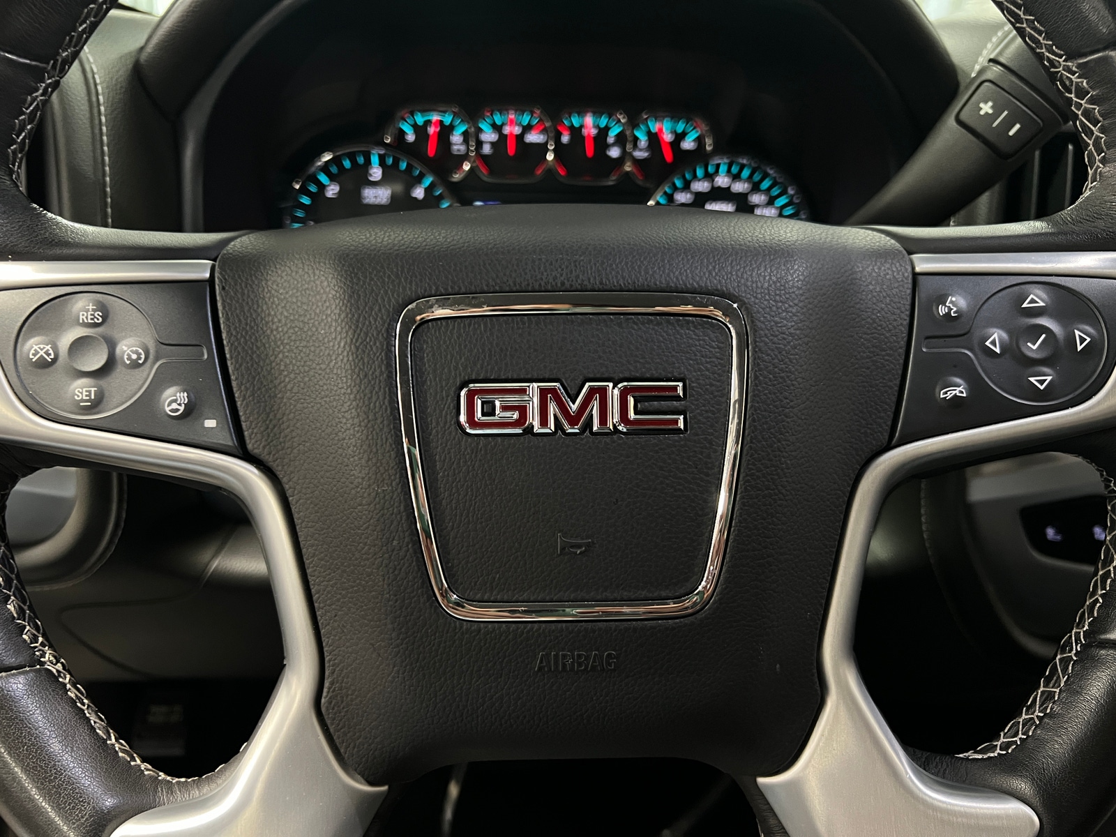 Thumbnail: 2018 GMC Sierra 1500 - 4
