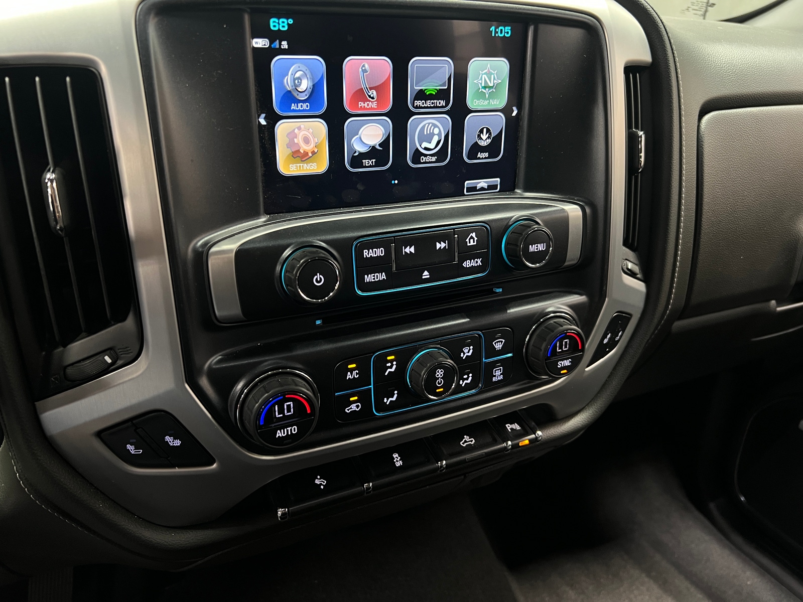 Thumbnail: 2018 GMC Sierra 1500 - 3