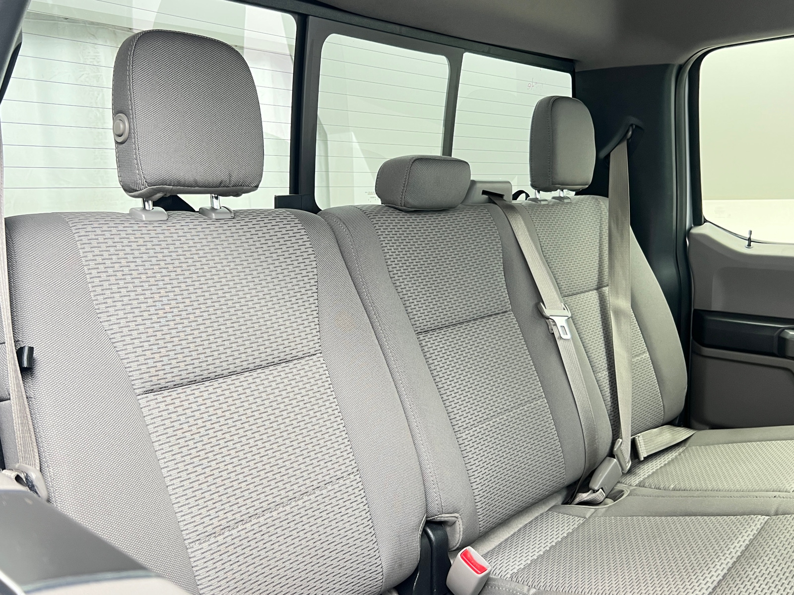 Thumbnail: 2016 Ford Econoline - 6