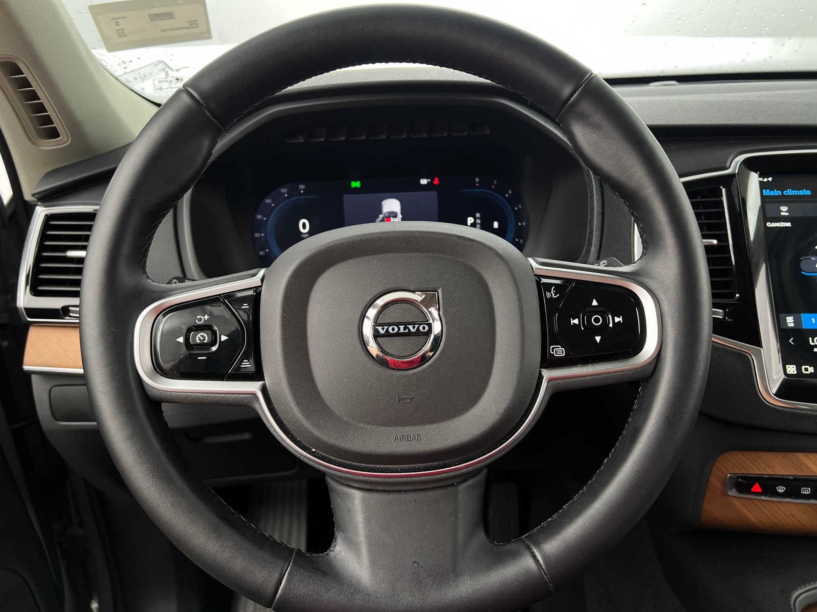 Thumbnail: 2025 Volvo XC90 - 4