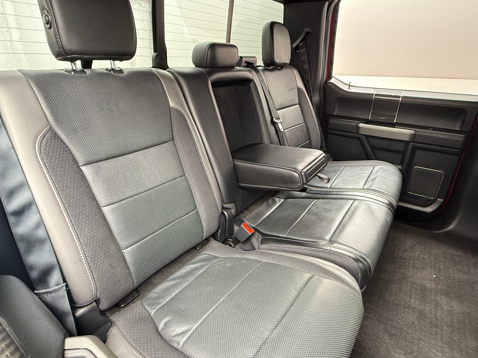 Thumbnail: 2020 Ford Econoline - 6