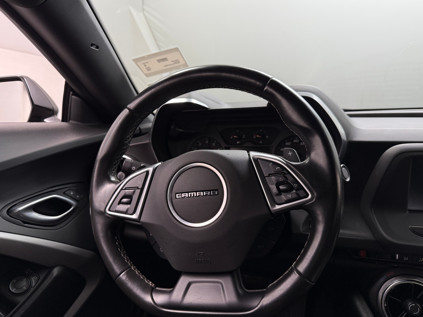 Thumbnail: 2018 Chevrolet Camaro - 4