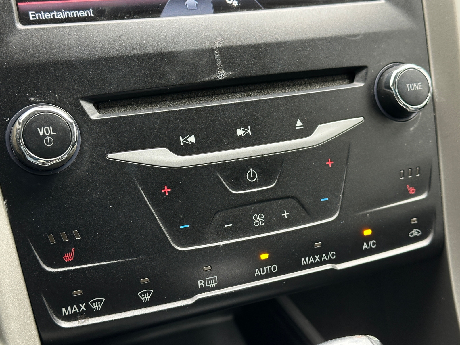 Thumbnail: 2014 Ford Fusion - 4