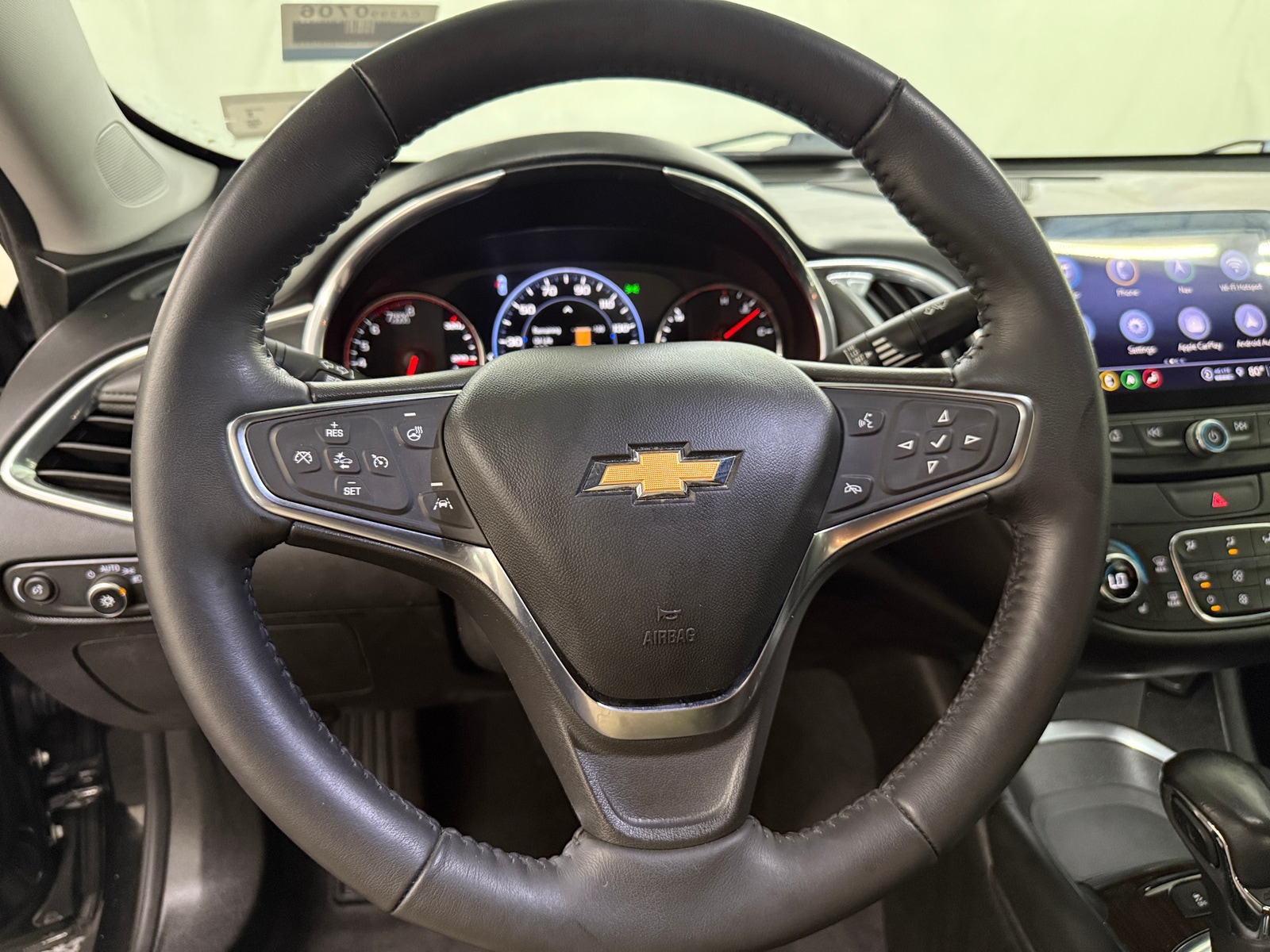 Thumbnail: 2021 Chevrolet Malibu - 4