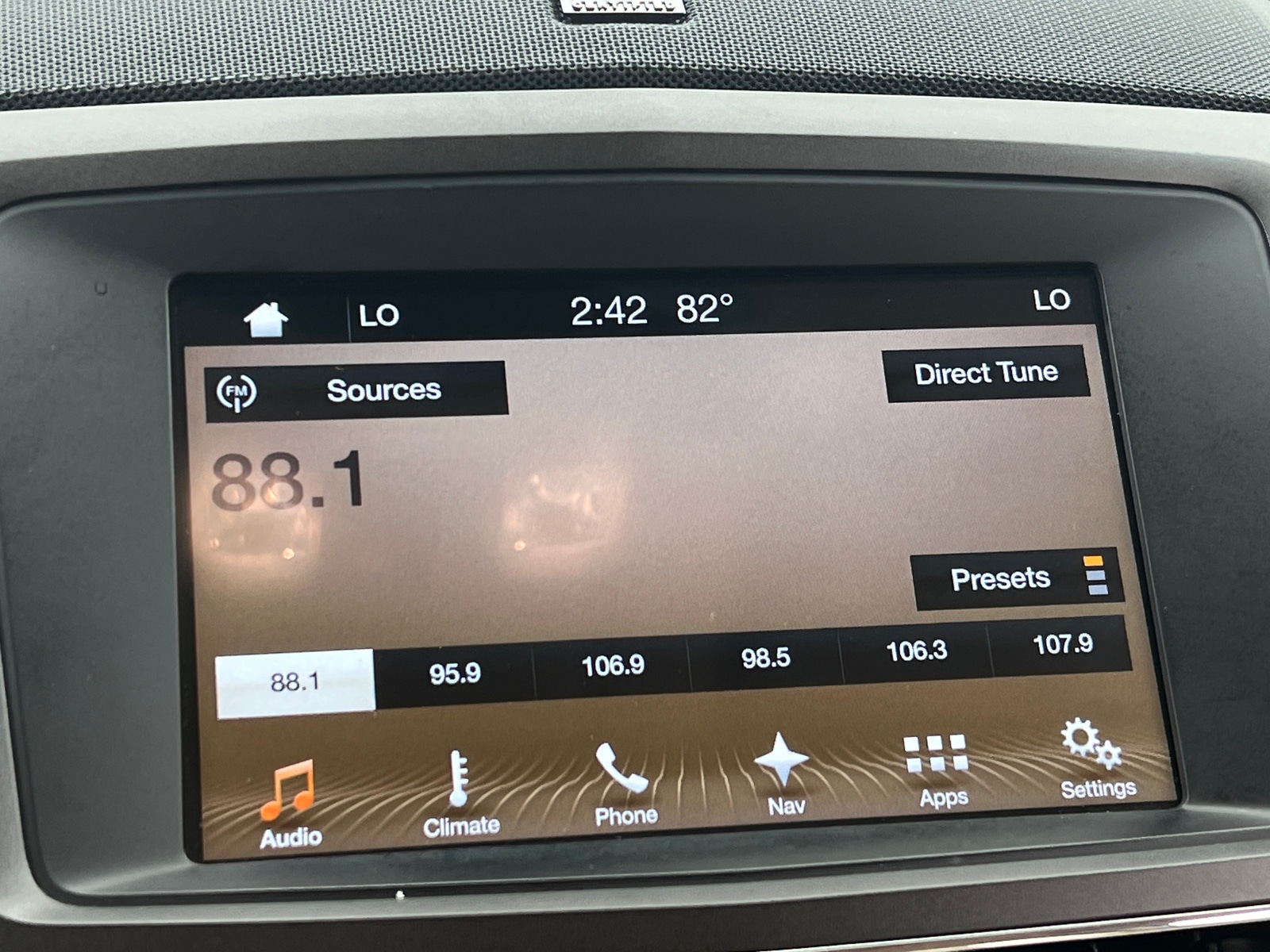 Thumbnail: 2018 Lincoln MKT - 3