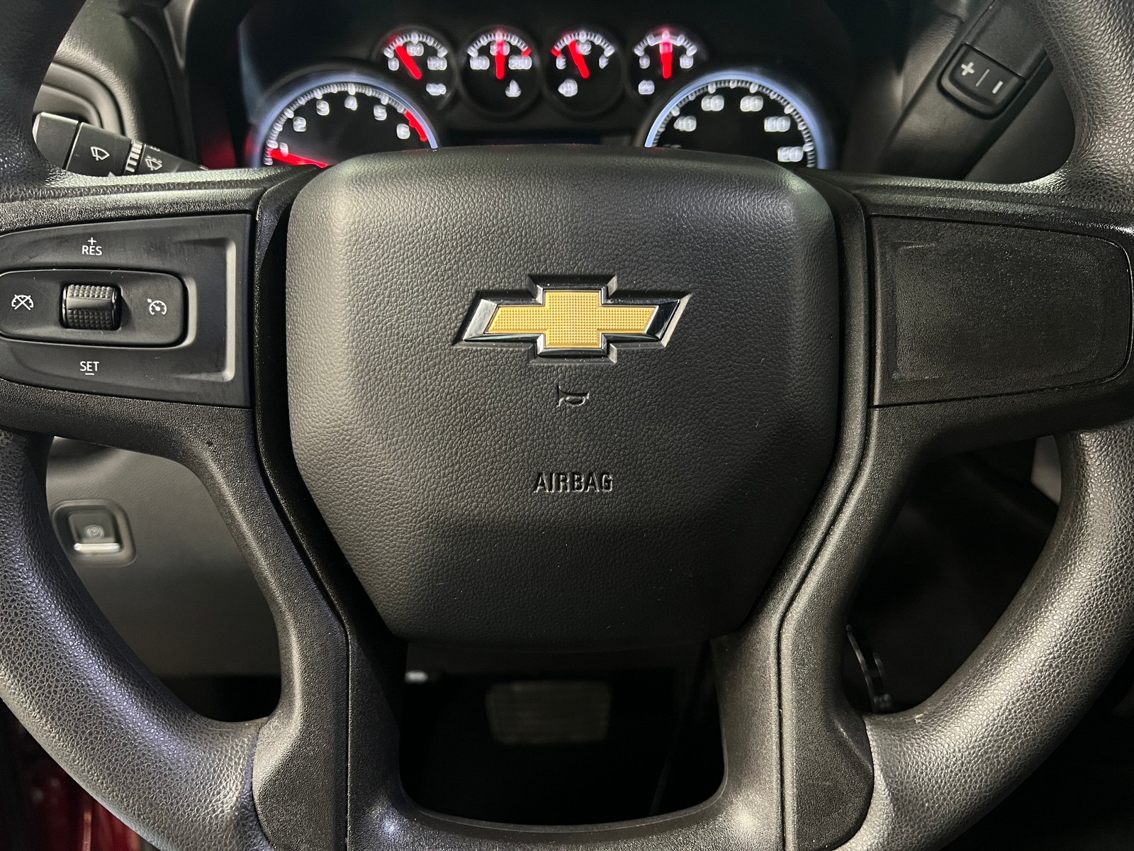 Thumbnail: 2021 Chevrolet Silverado 1500 - 5