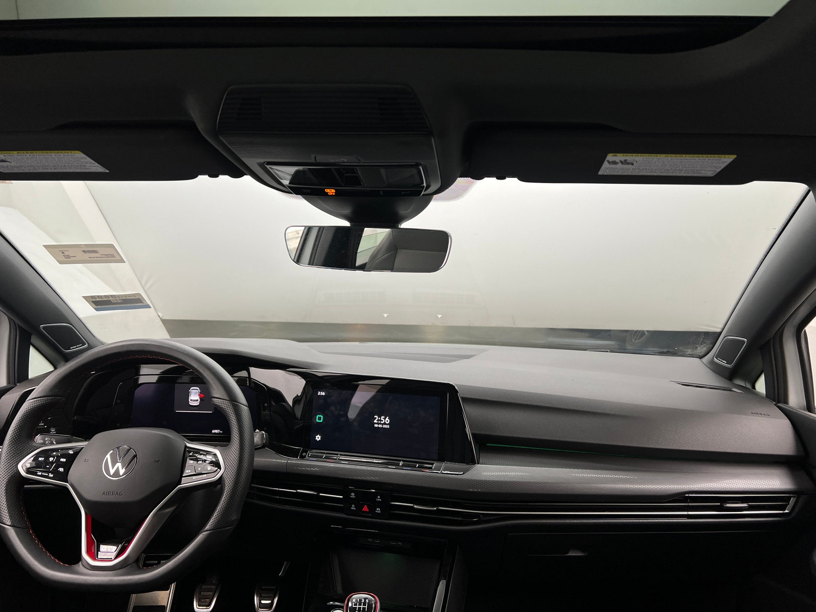 Thumbnail: 2023 Volkswagen Golf - 3
