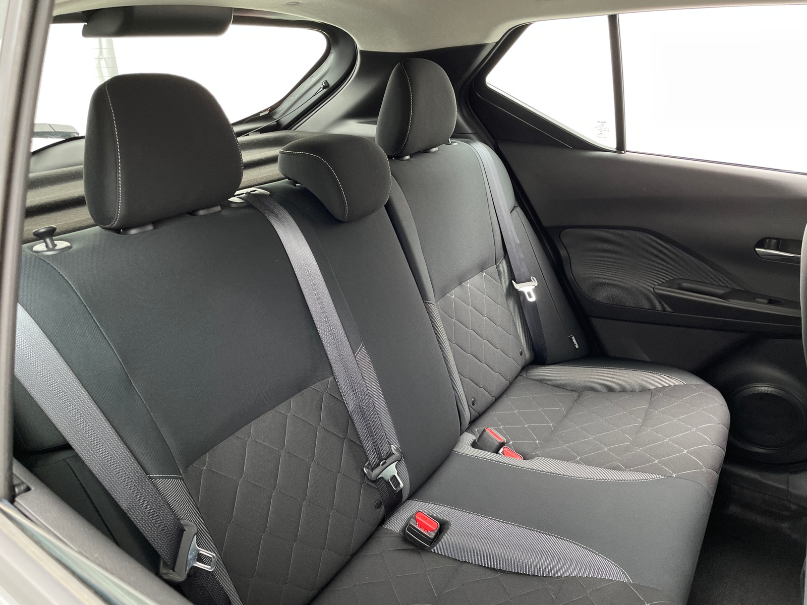 Thumbnail: 2020 Nissan Kicks - 6