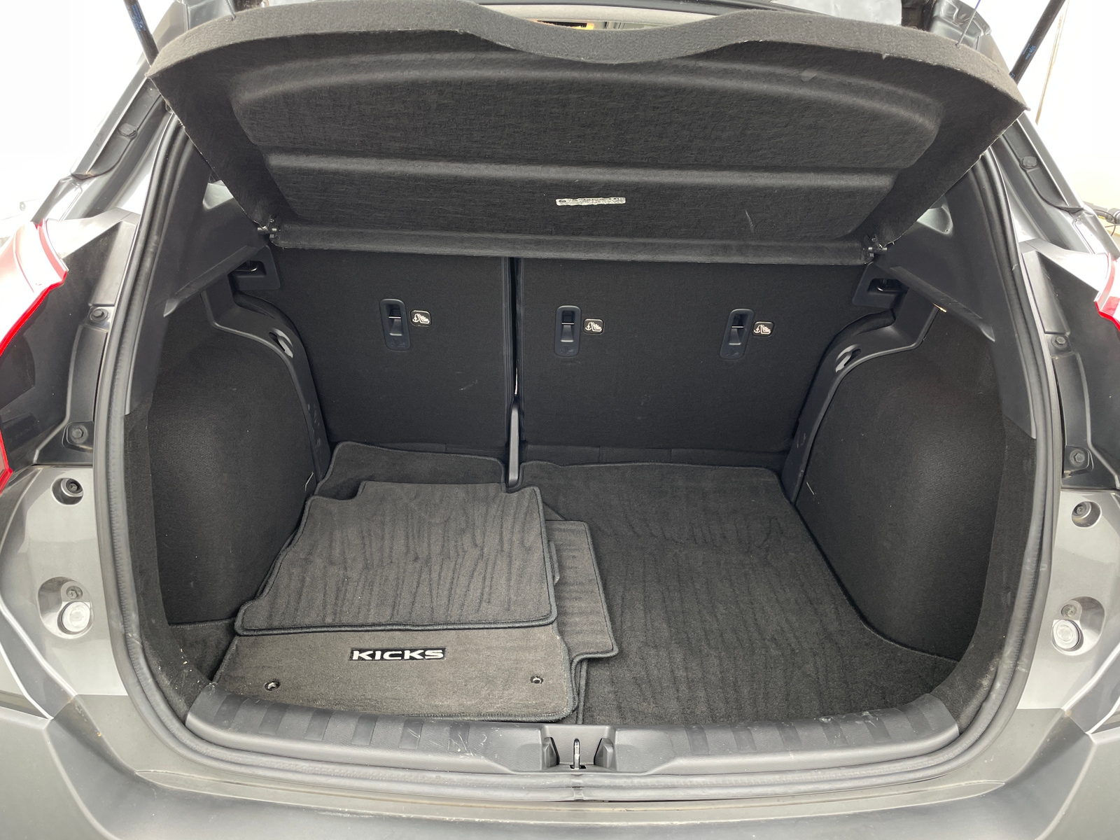 Thumbnail: 2020 Nissan Kicks - 7