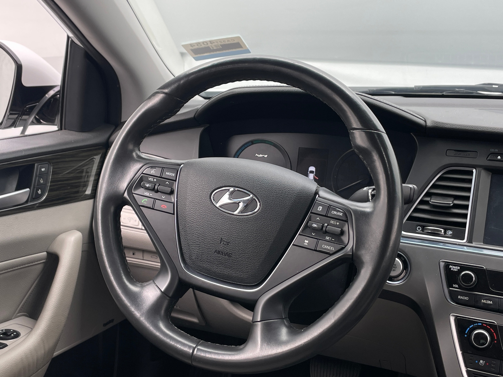 Thumbnail: 2017 Hyundai Sonata - 4