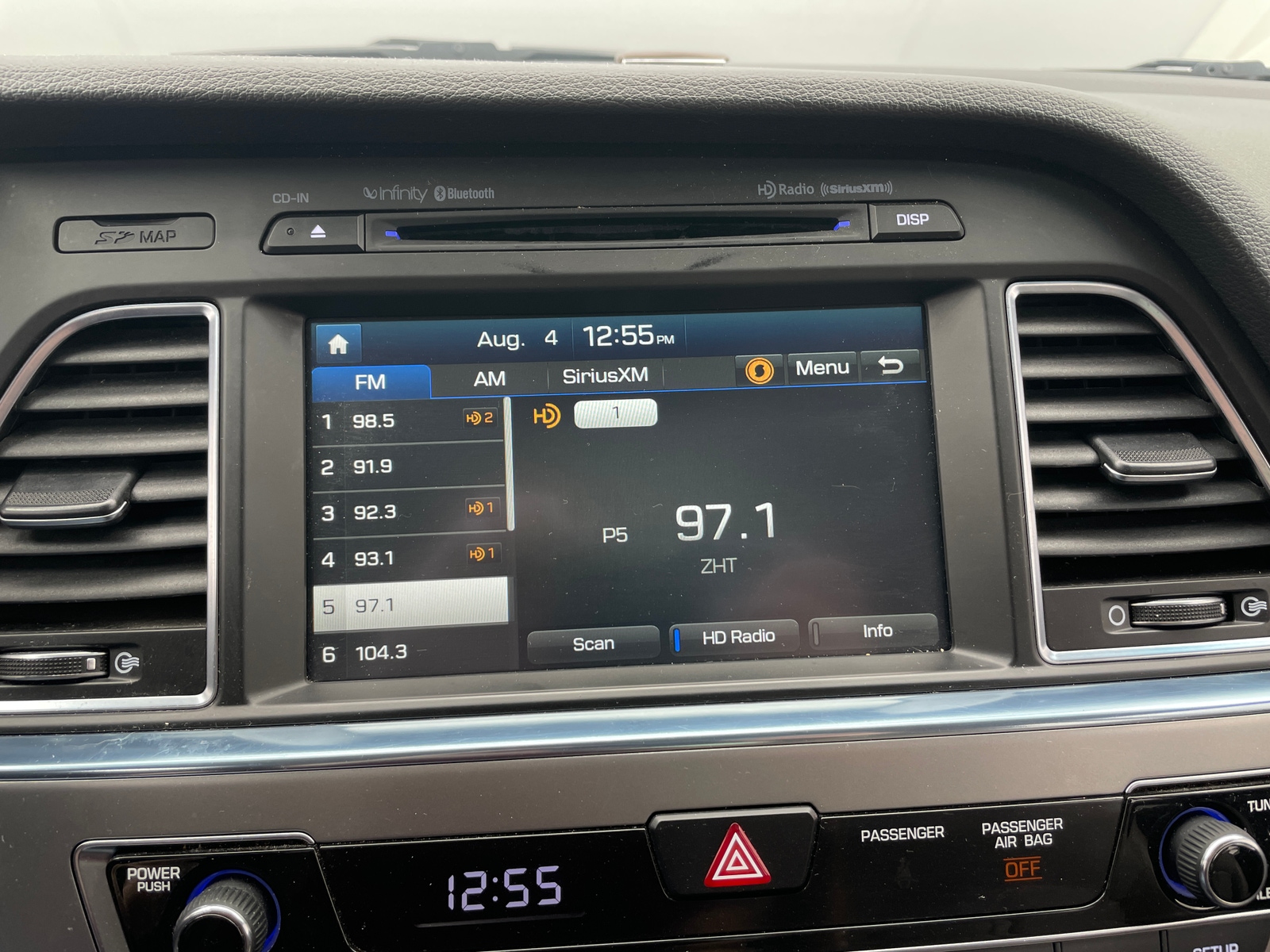 Thumbnail: 2017 Hyundai Sonata - 3
