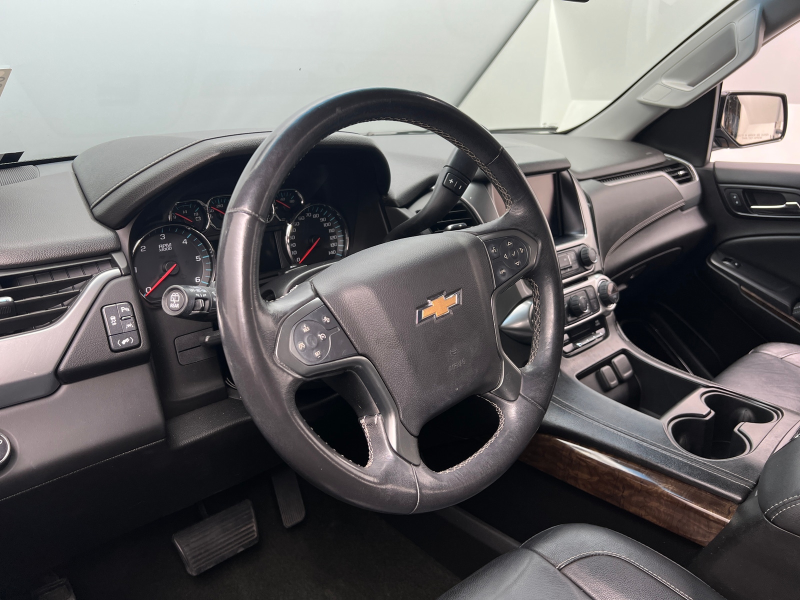 Thumbnail: 2016 Chevrolet Tahoe - 4