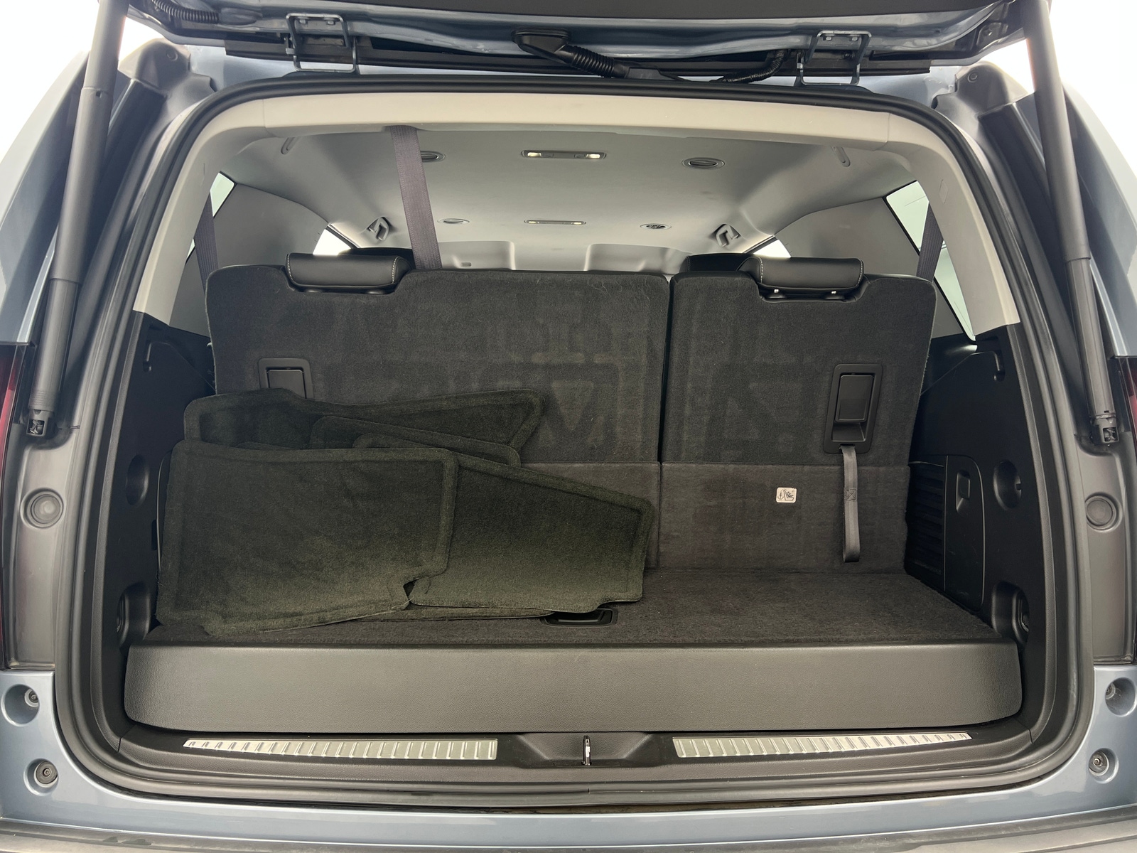 Thumbnail: 2016 Chevrolet Tahoe - 6