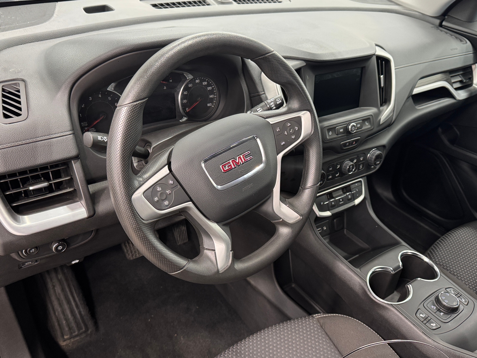 Thumbnail: 2022 GMC Terrain - 3