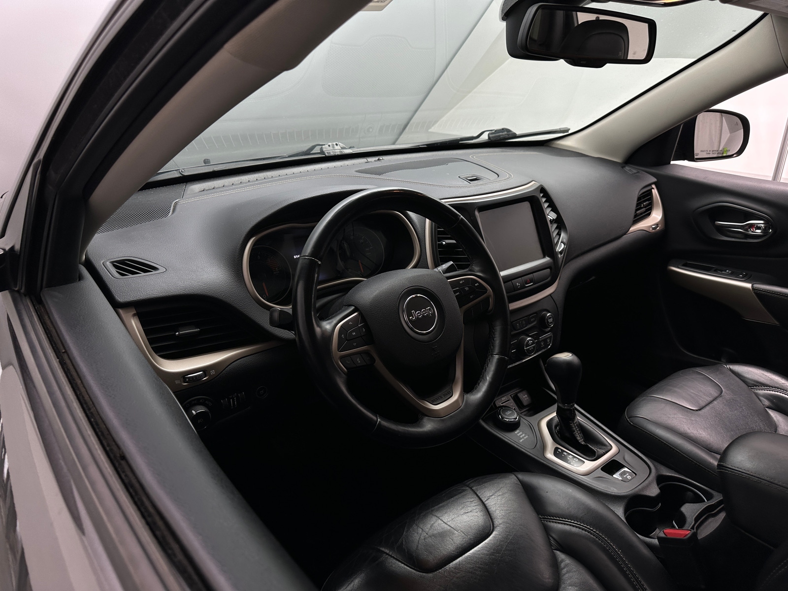 Thumbnail: 2018 Jeep Cherokee - 2