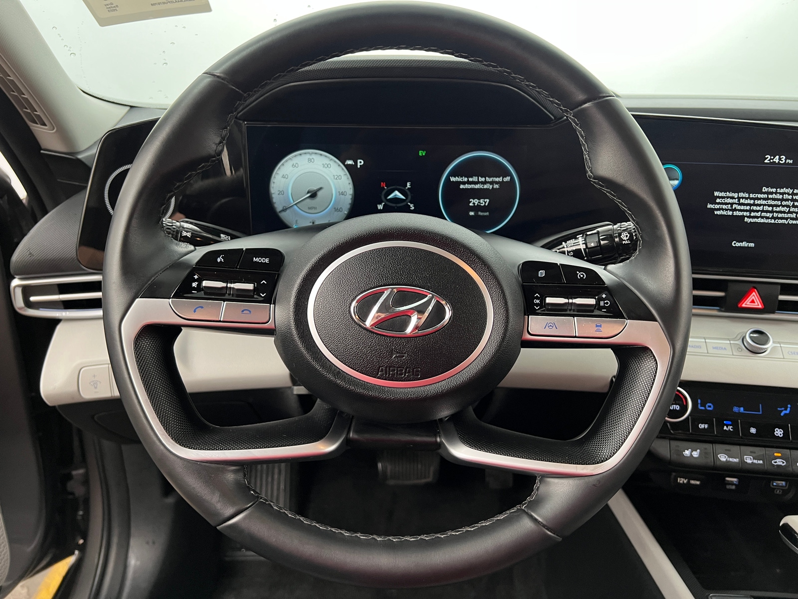 Thumbnail: 2023 Hyundai Elantra - 4