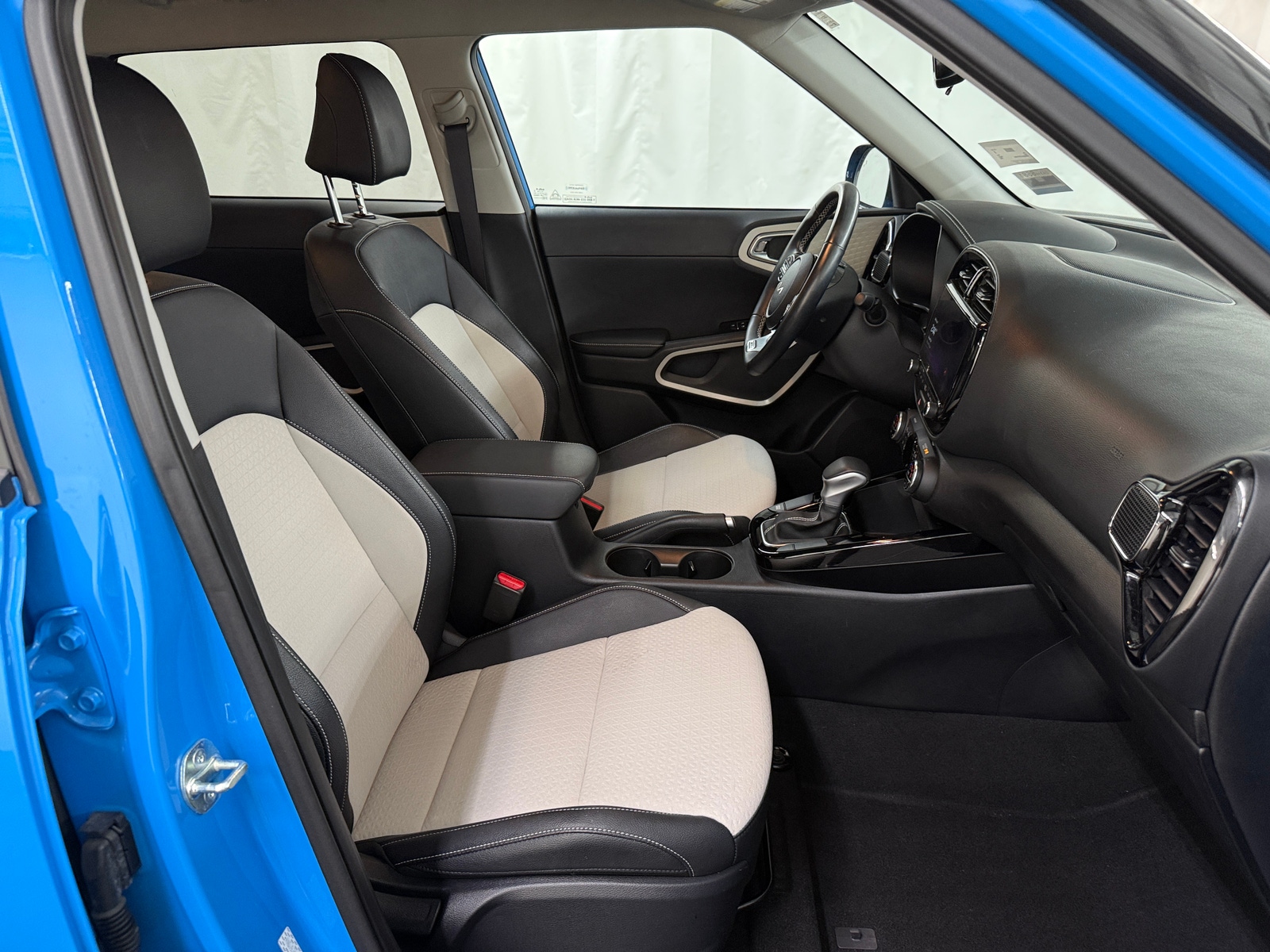 Thumbnail: 2023 Kia Soul - 2