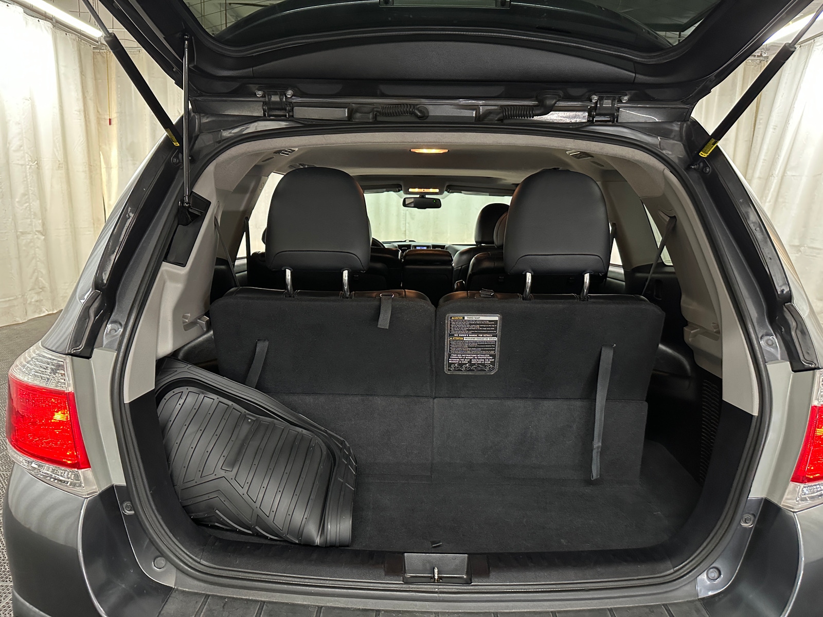 Thumbnail: 2012 Toyota Highlander - 6