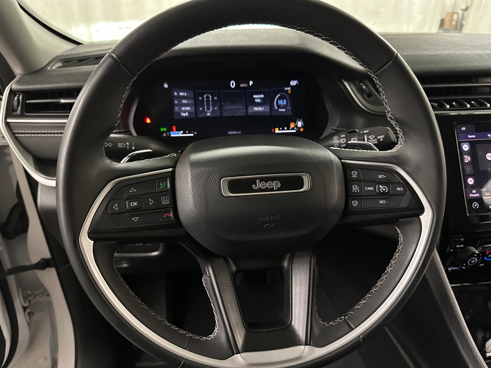 Thumbnail: 2023 Jeep Grand Cherokee - 5