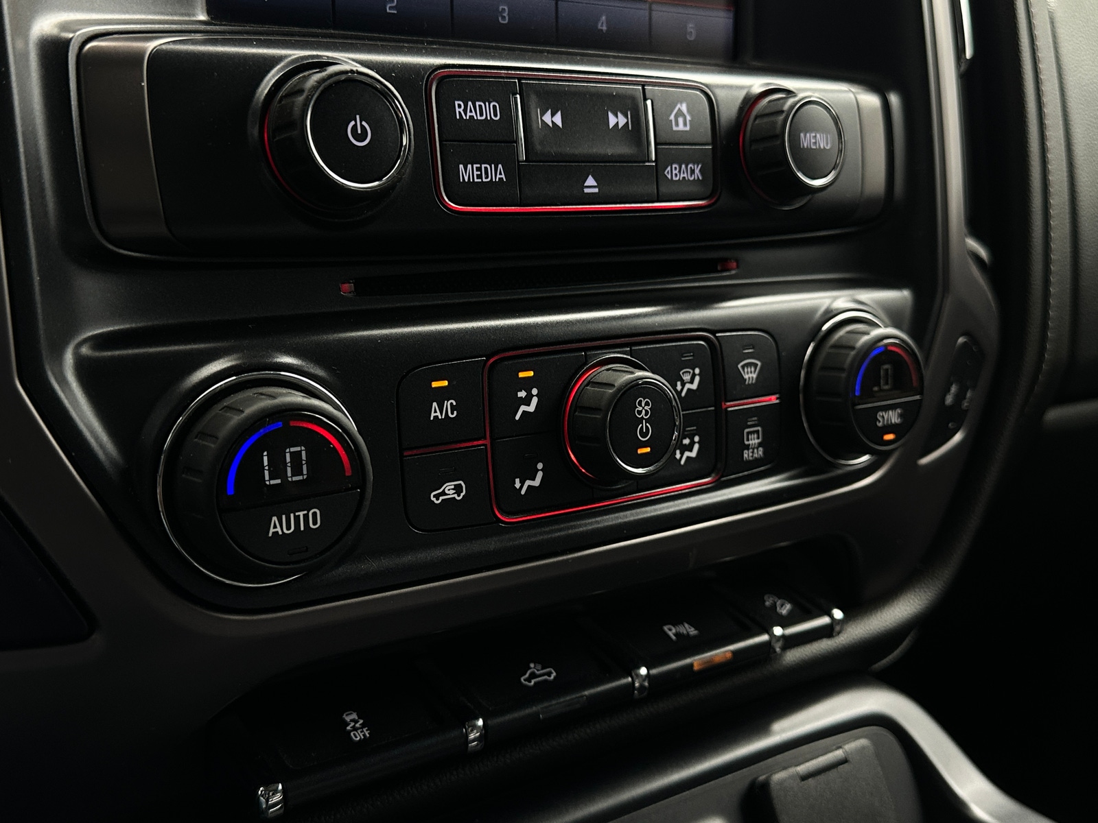 Thumbnail: 2016 GMC Sierra 1500 - 4