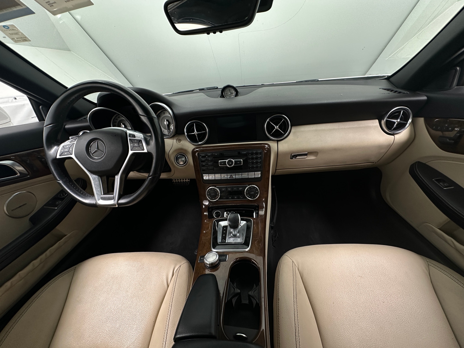 Thumbnail: 2016 Mercedes-Benz SLK - 2