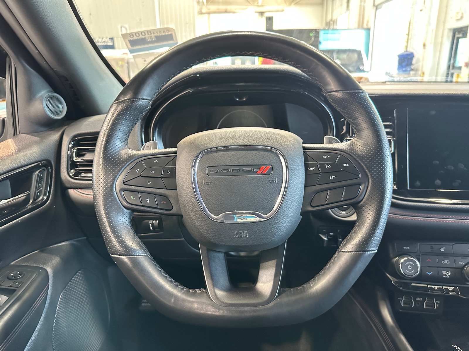 Thumbnail: 2022 Dodge Durango - 4