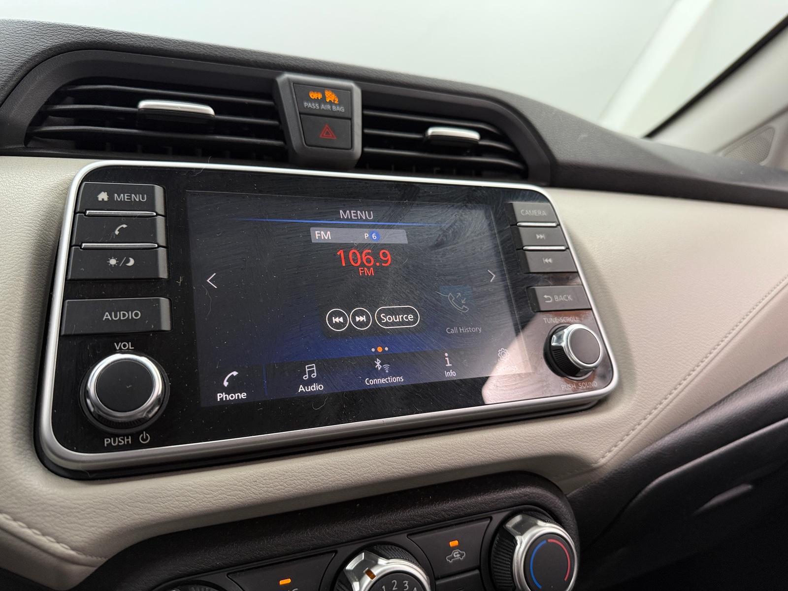 Thumbnail: 2021 Nissan Versa - 4
