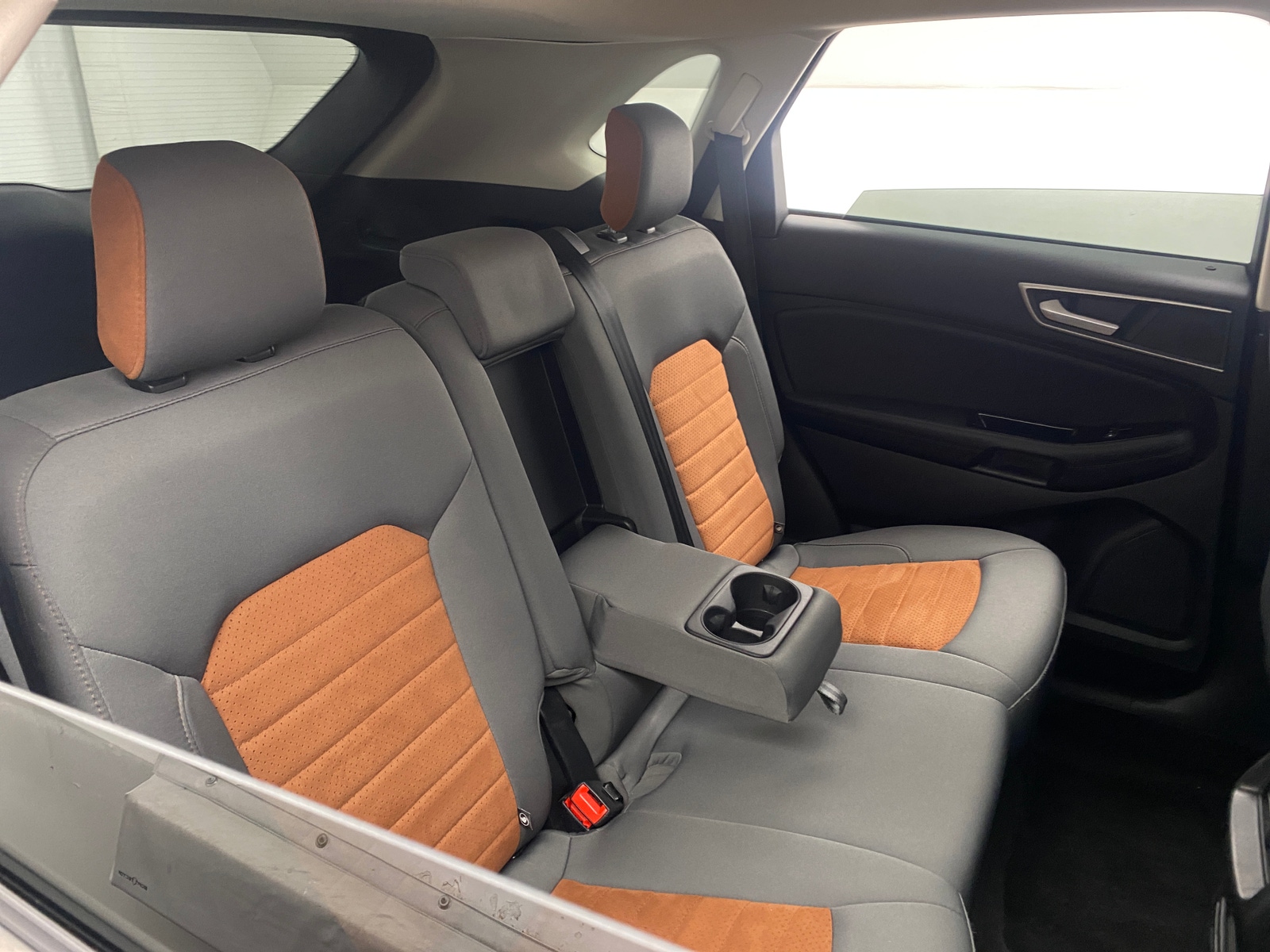 Thumbnail: 2018 Ford Edge - 6