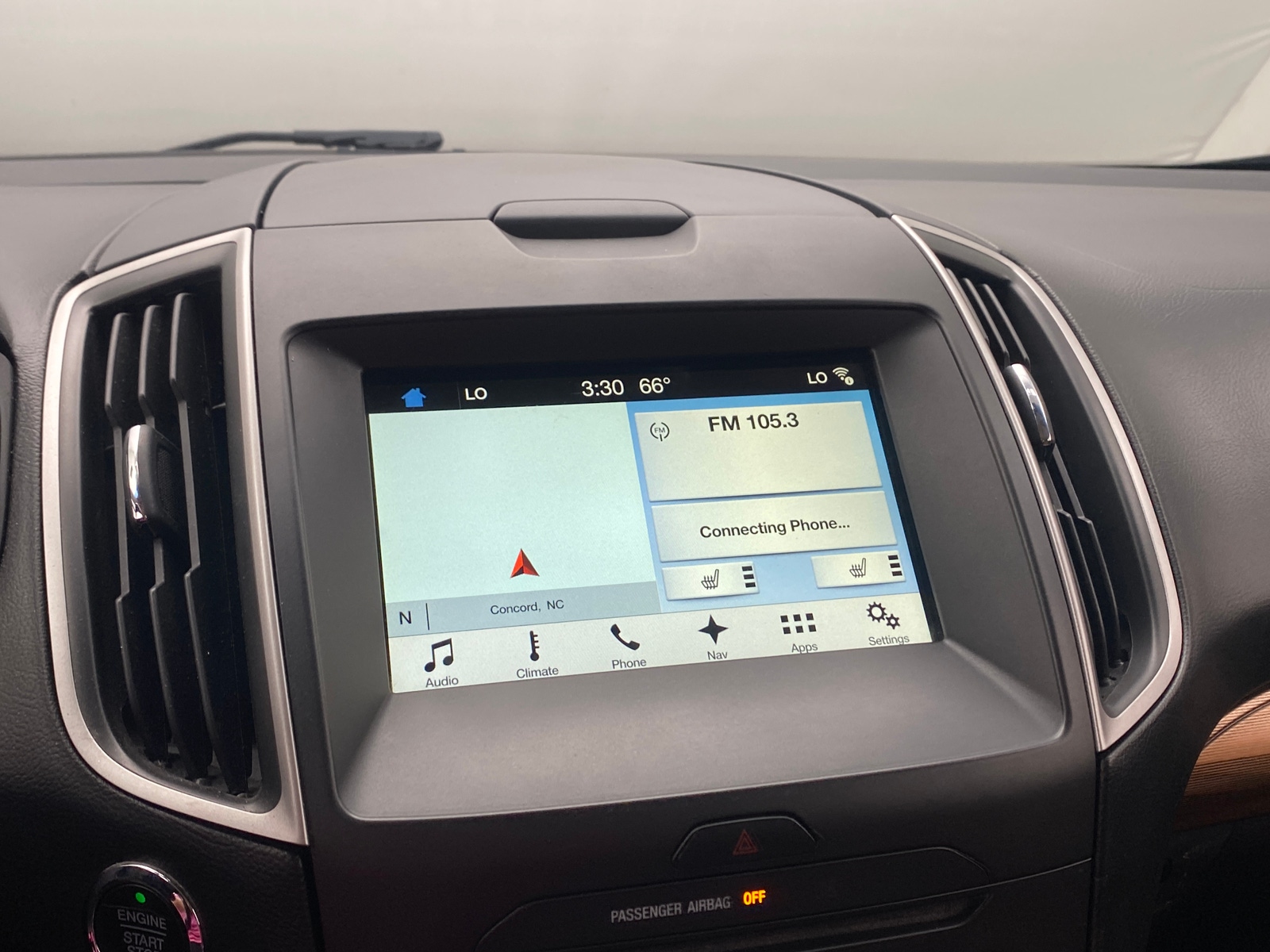 Thumbnail: 2018 Ford Edge - 4