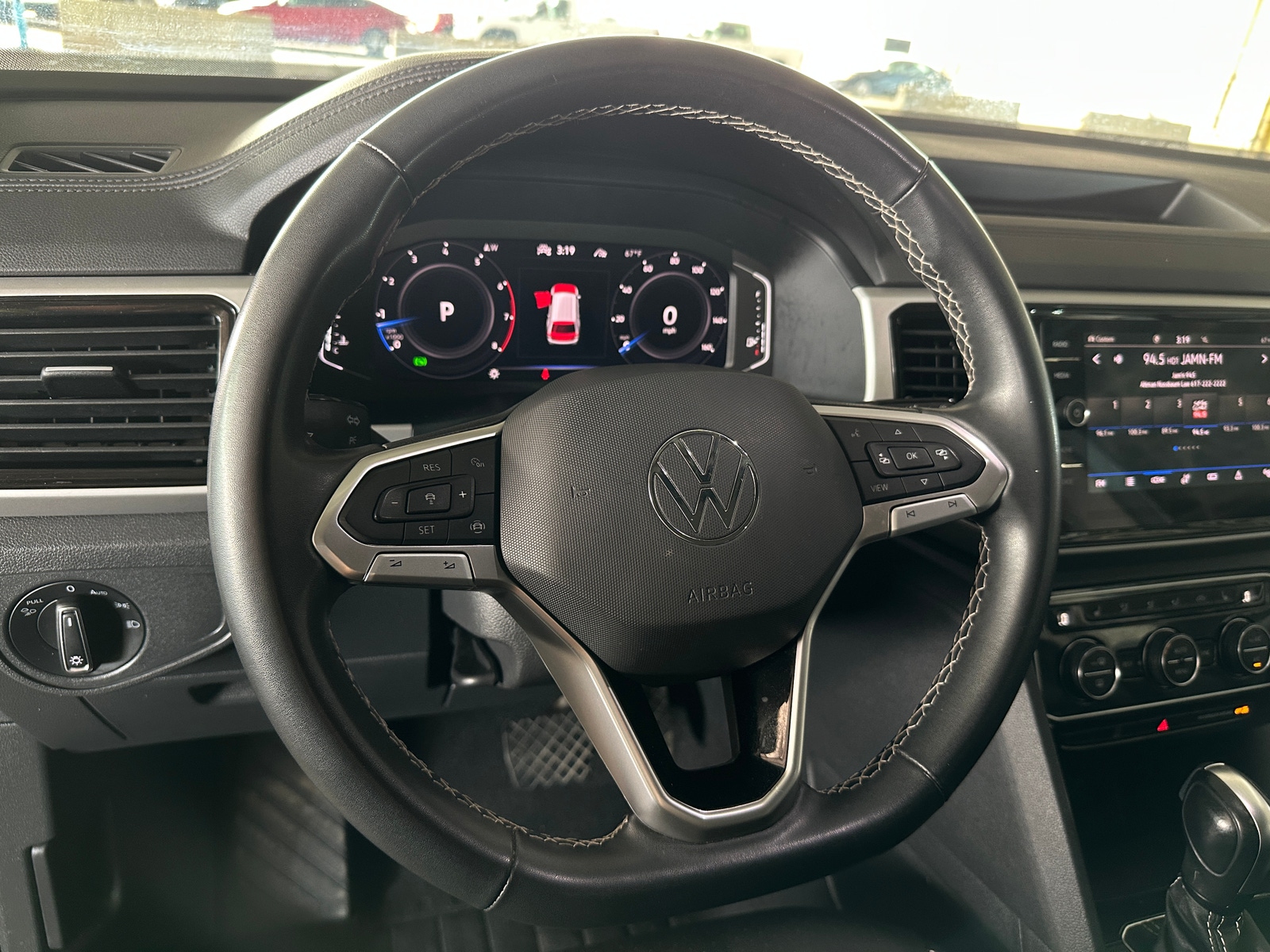 Thumbnail: 2023 Volkswagen Atlas - 4