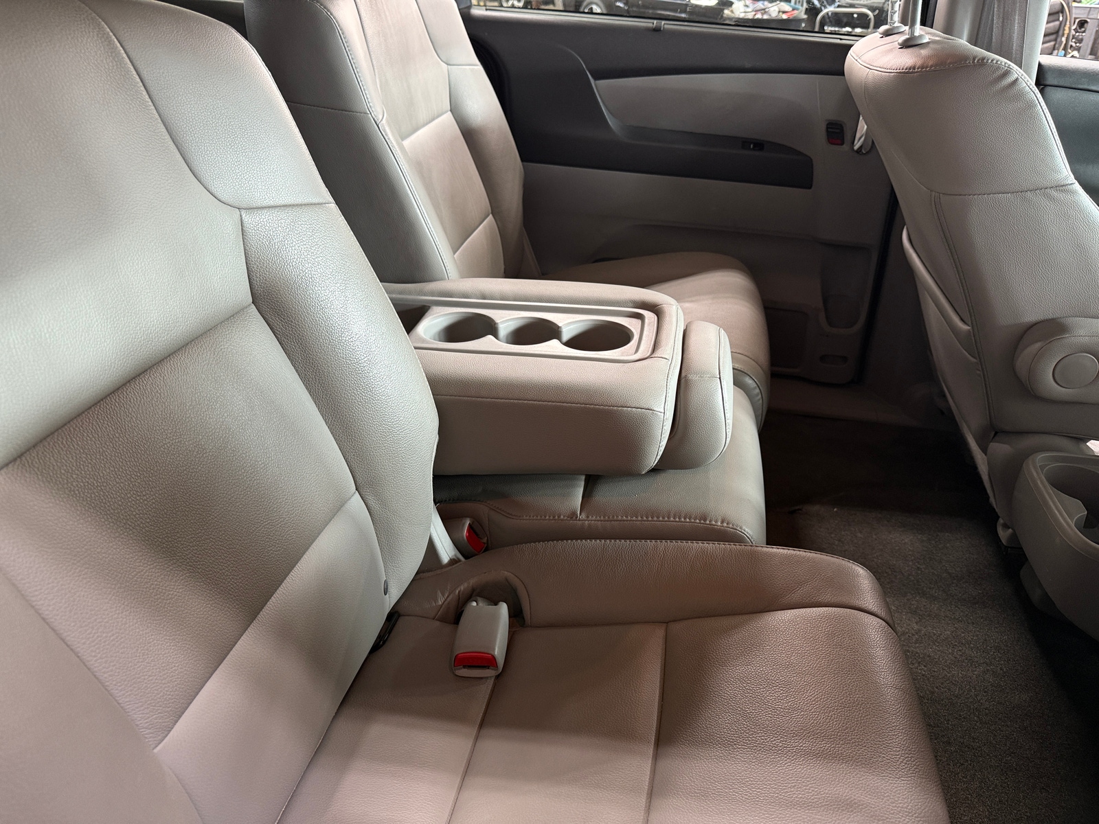 Thumbnail: 2015 Honda Odyssey - 5